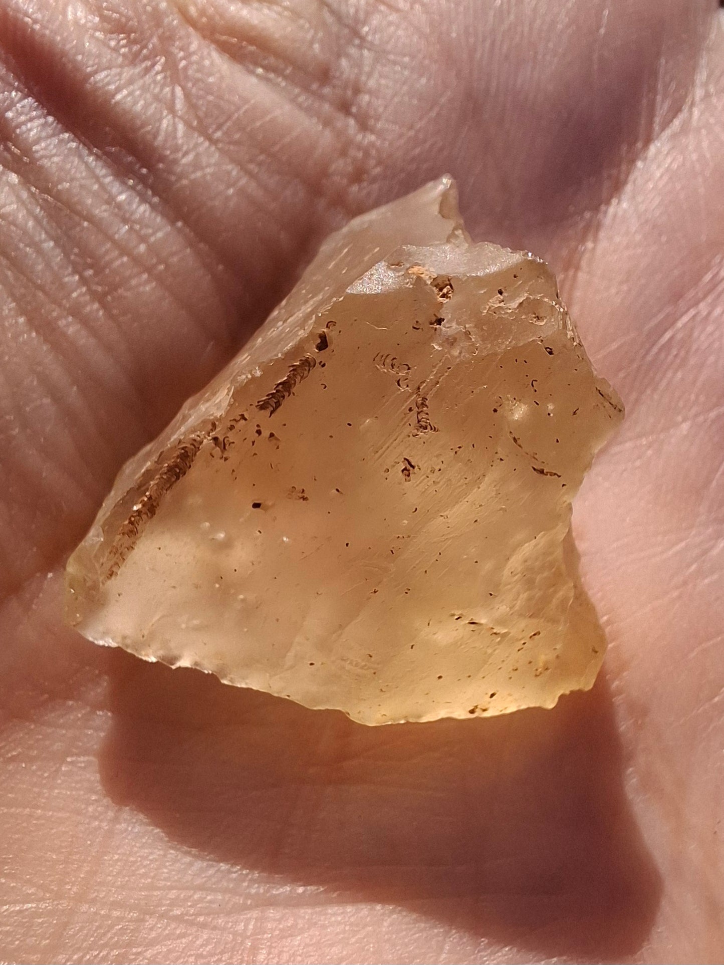 Libyan Desert Glass Piece, 7.91g, Tektite (Ref: LE8)