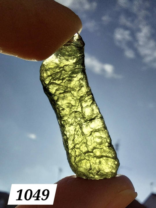 Moldavite Piece, NESMEN, 5.24g, Tektite (Ref: 1049)