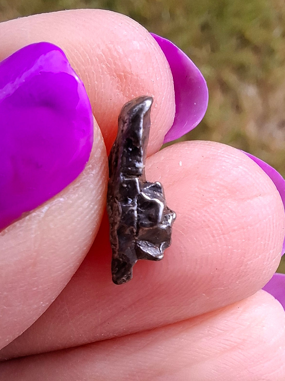 Campo del Cielo, 0.99g, Nickel Iron Meteorite (Ref: C5)