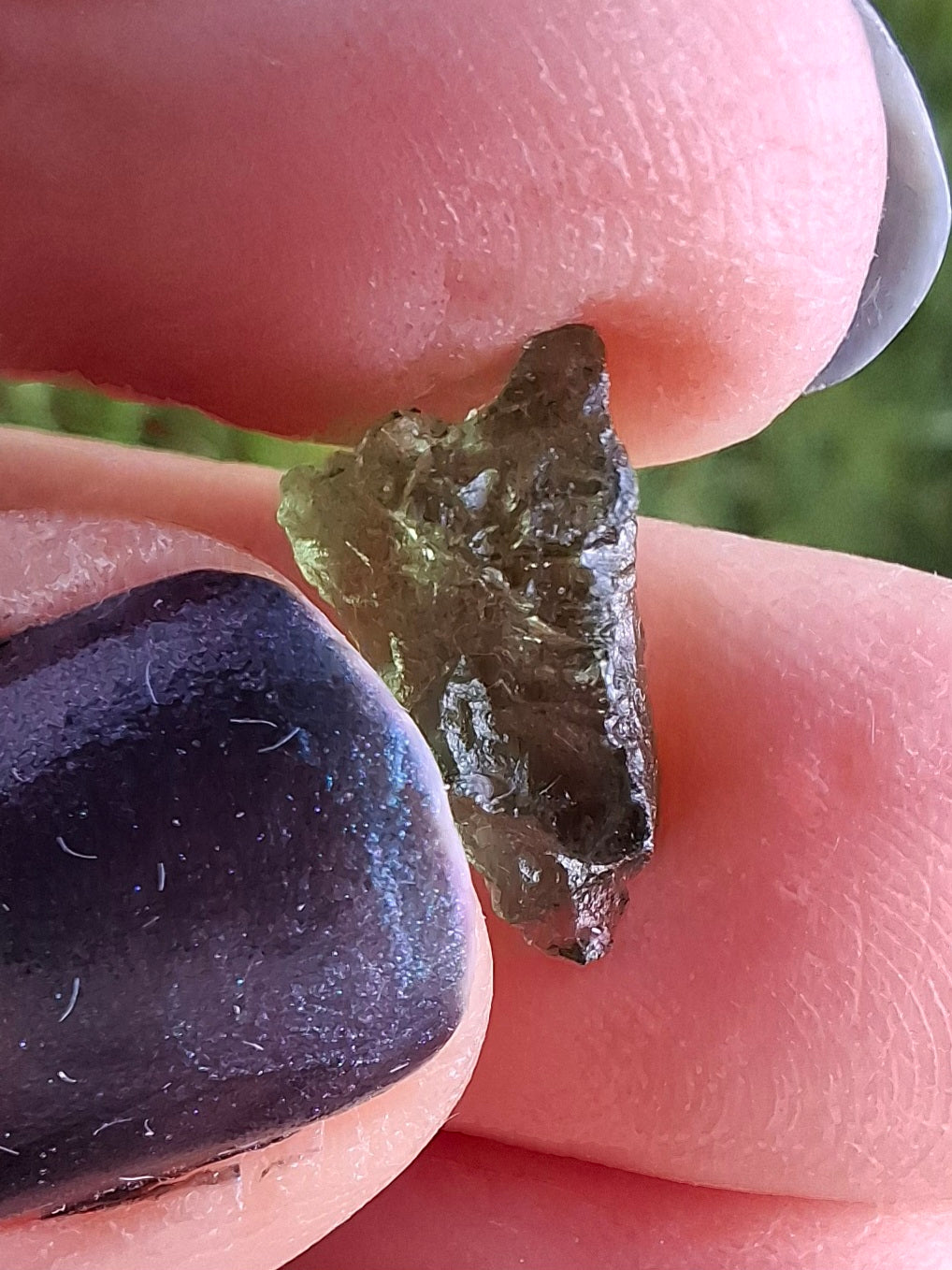 Moldavite Piece, 0.60g, Tektite (Ref: 1385)