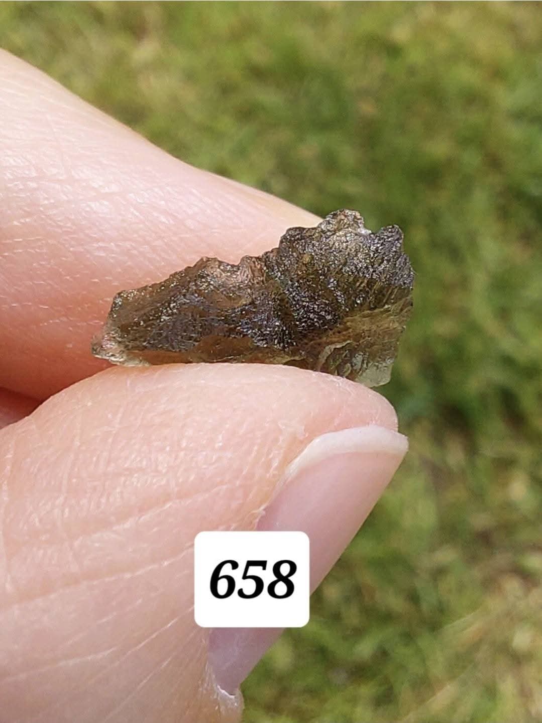 Moldavite Piece, 0.60g, Tektite (Ref: 658)