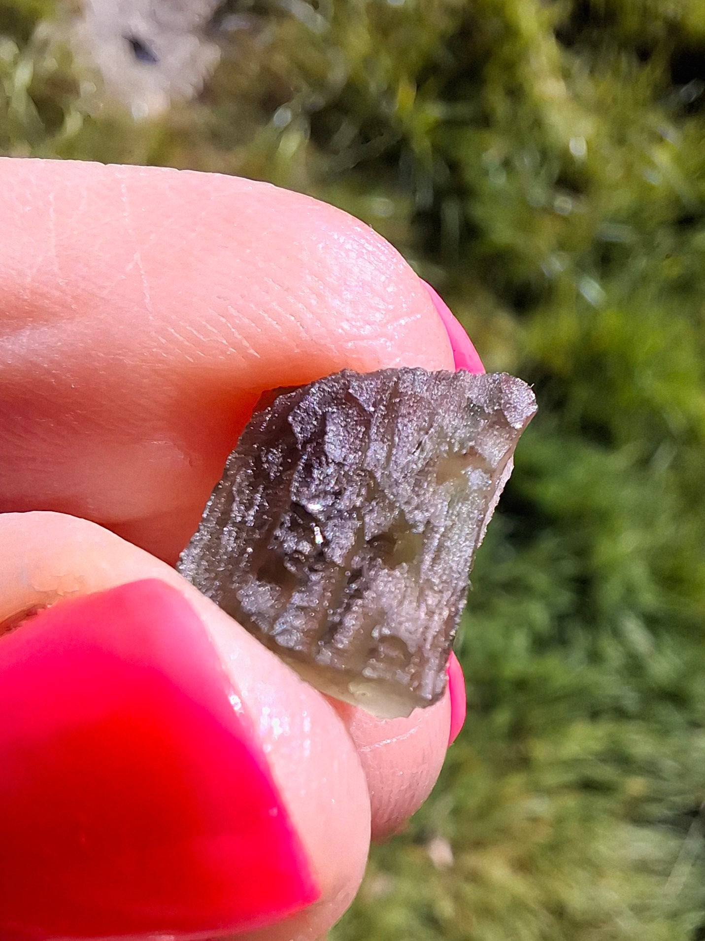 Moldavite Piece, 0.86g, Tektite (Ref: 1406)