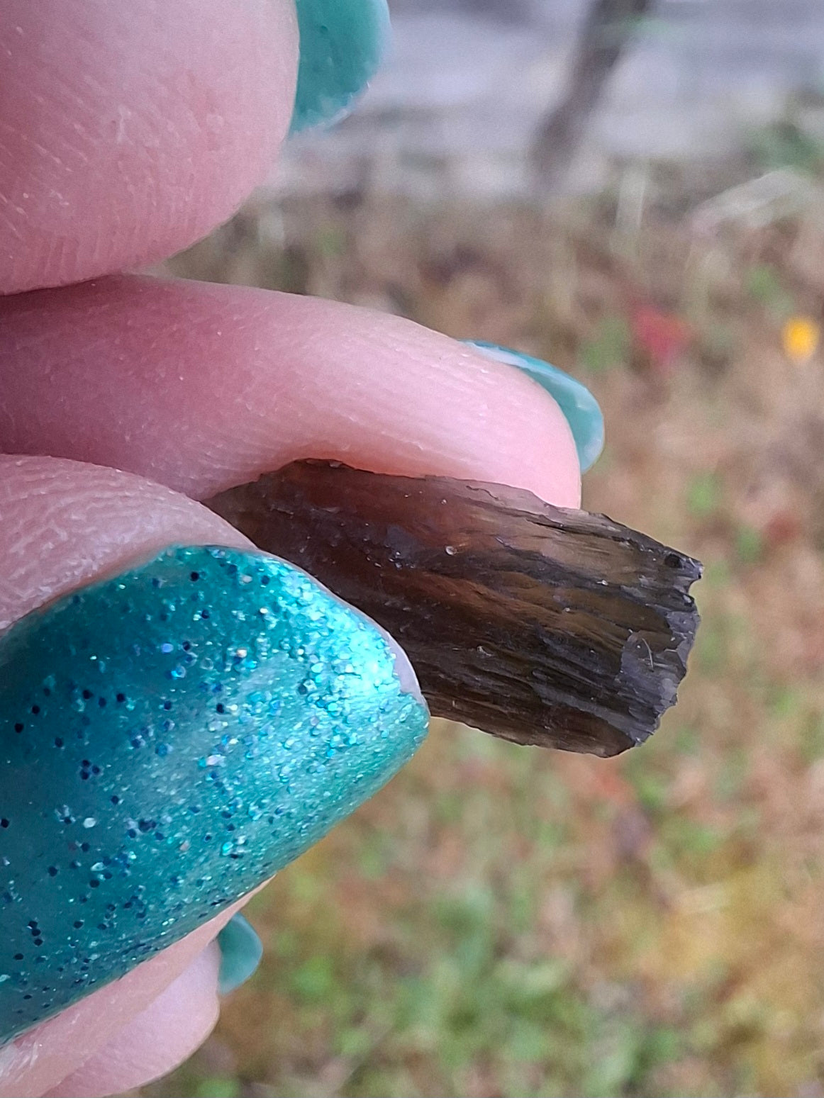 Moldavite Piece, 0.64g, Tektite (Ref: 1424)