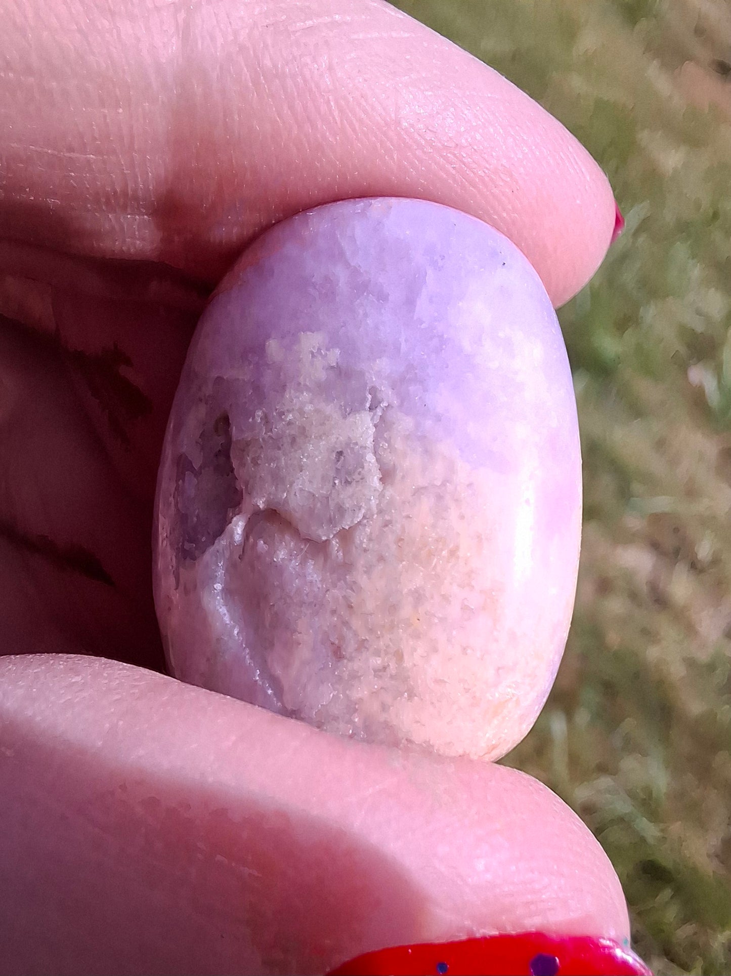 Lepidolite, Tumble Stone, Crystal (Ref: T121)
