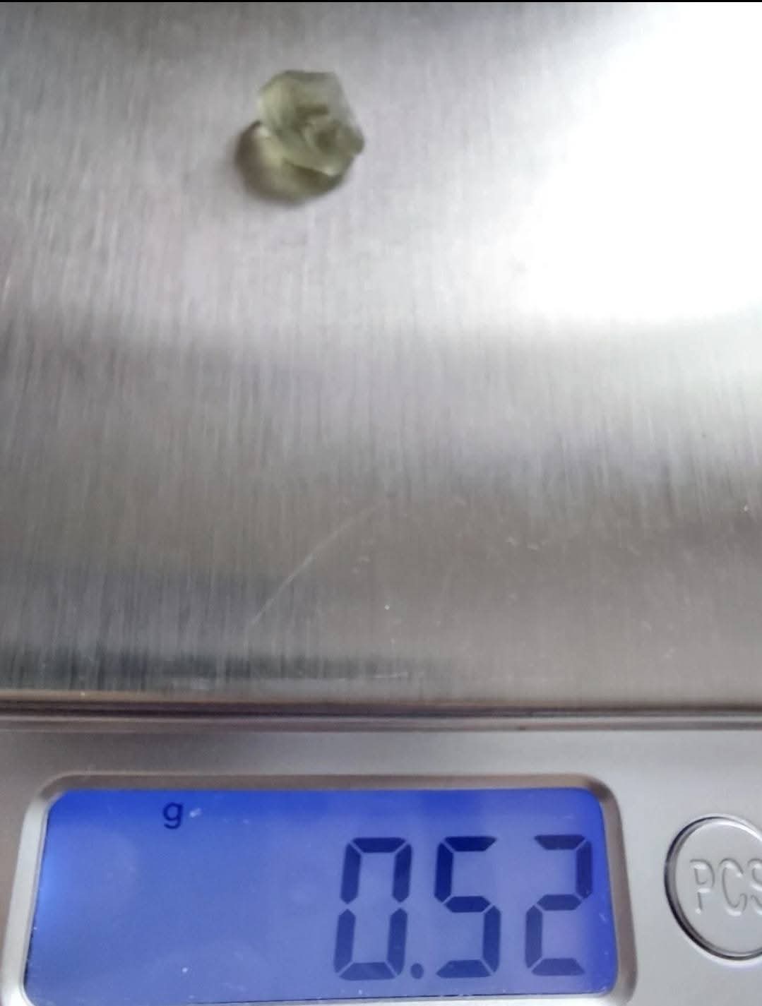 Moldavite Piece, 0.52g, Tektite (Ref: E226)