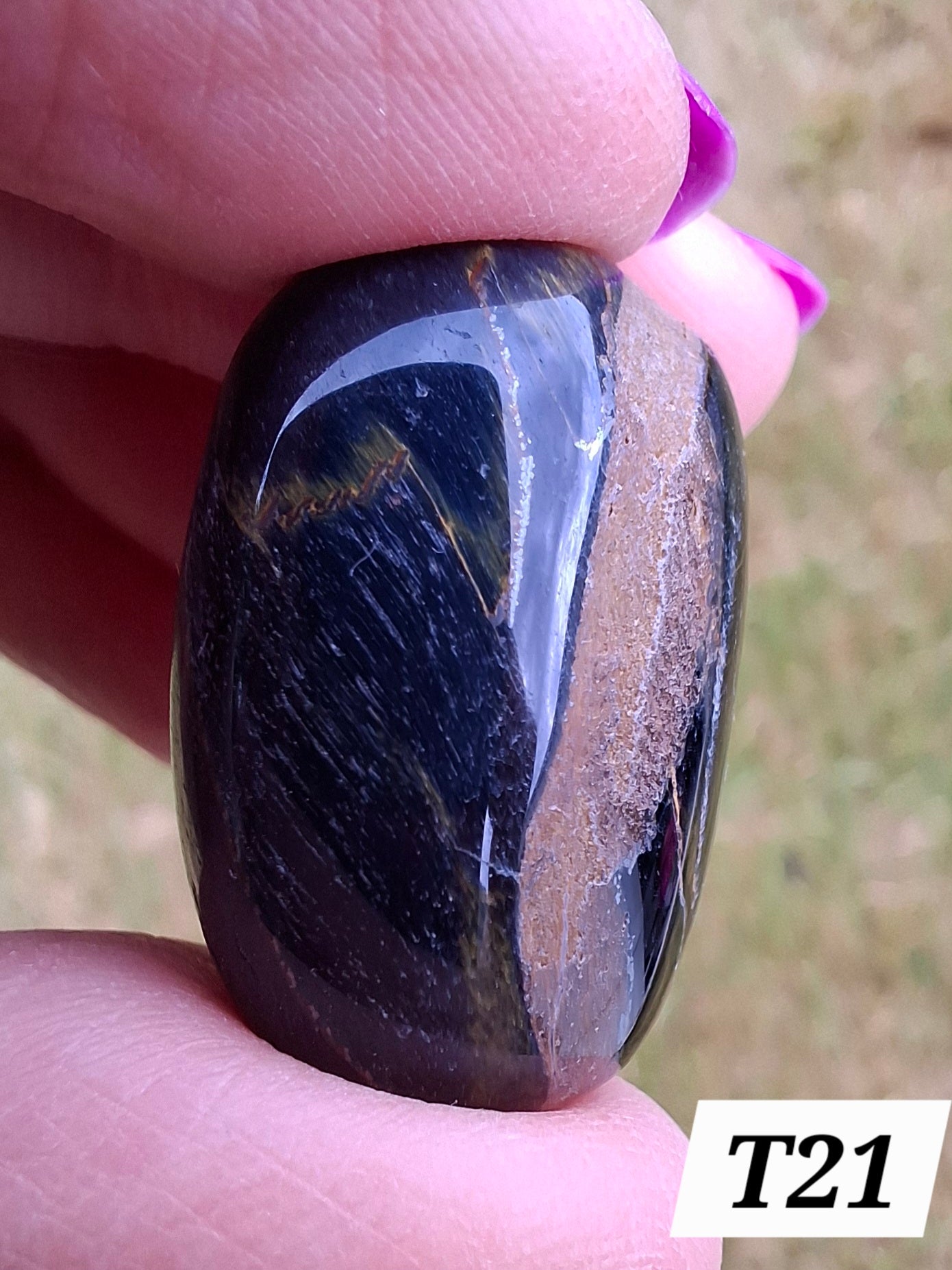 Blue Tigers Eye, Tumble Stone, Crystal (Ref: T21)