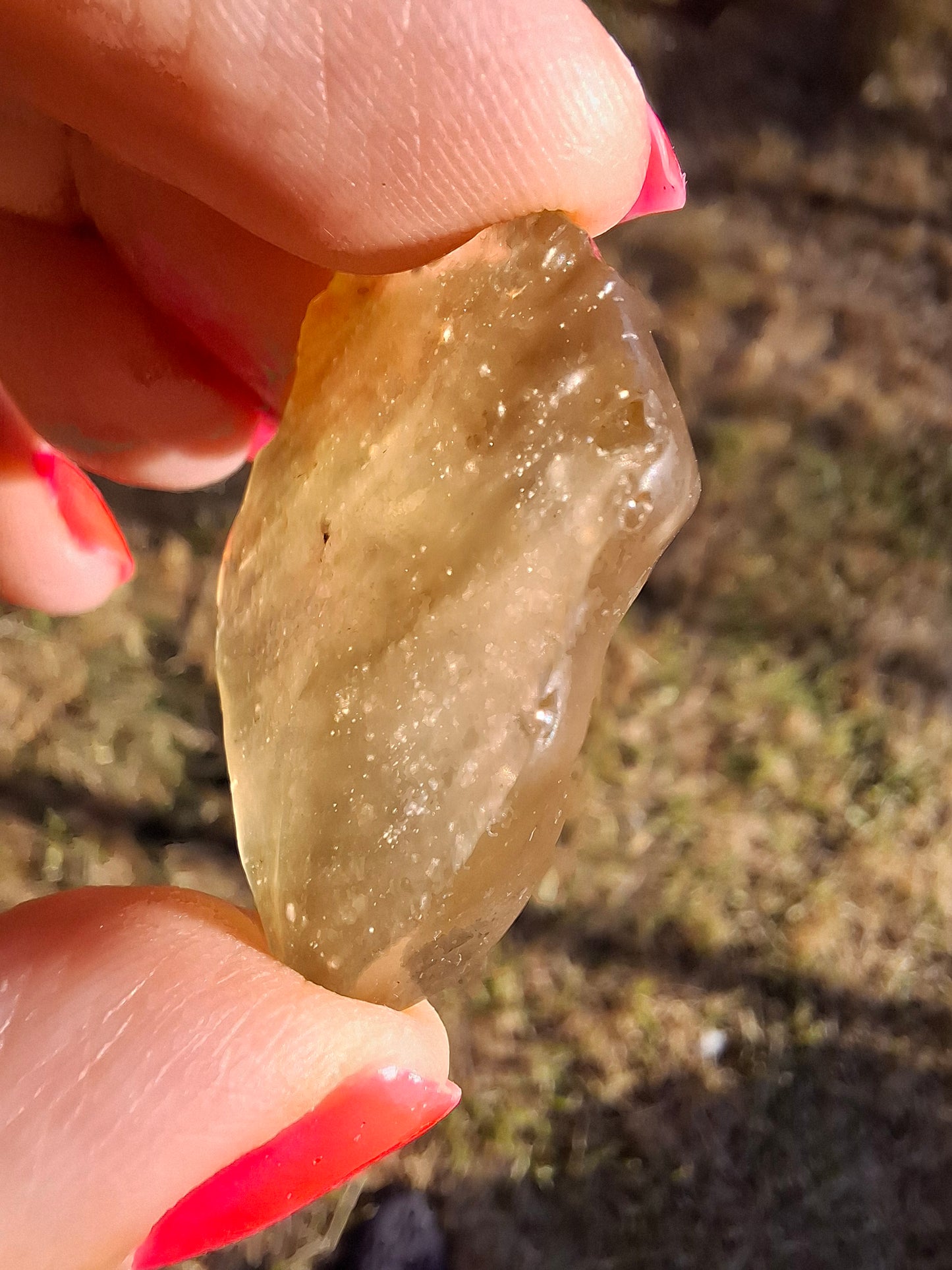 Libyan Desert Glass (darker) Piece, 12.00g, Tektite (Ref: L1377)