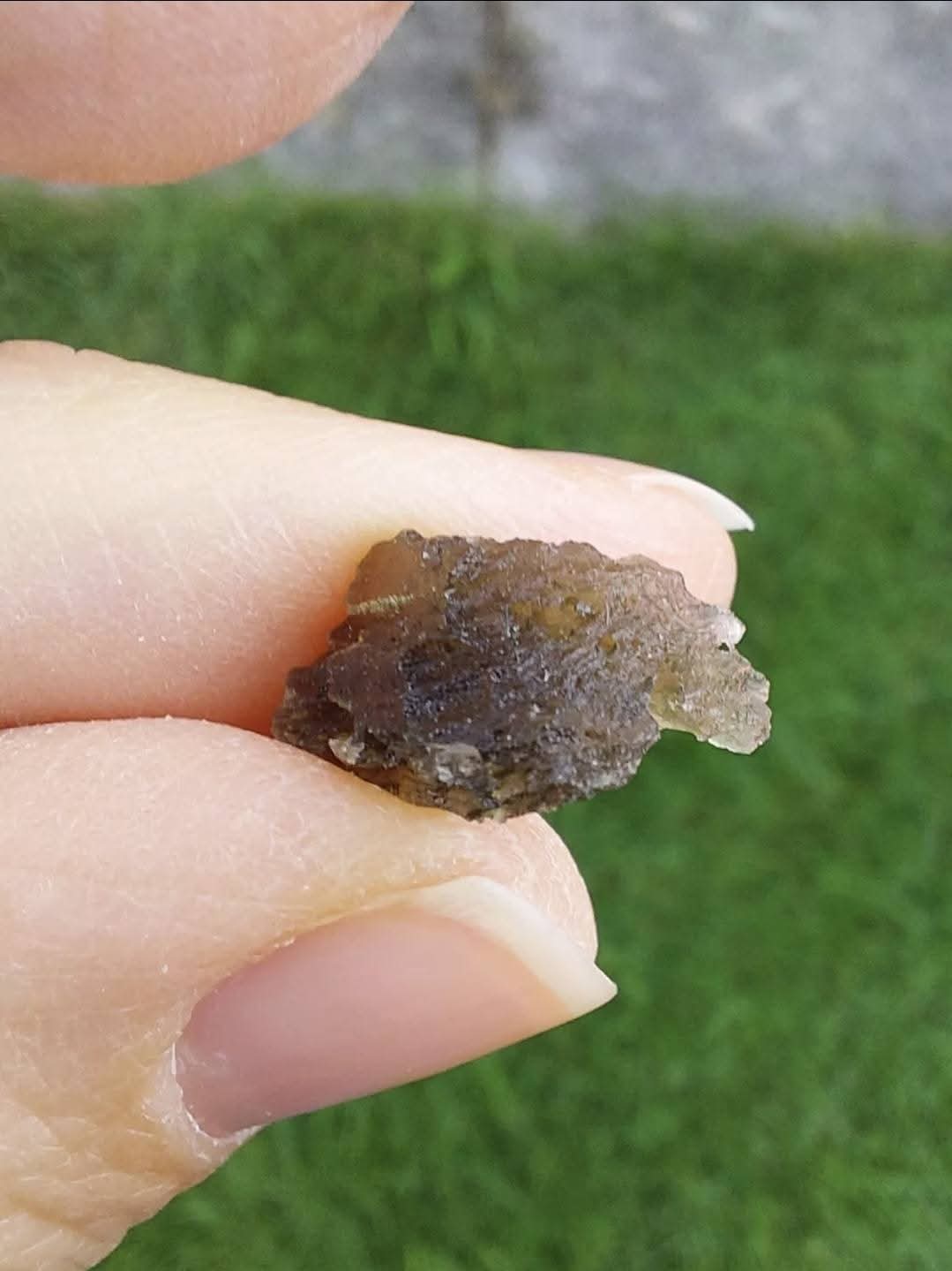 Moldavite Piece, 0.77g, Tektite (Ref: 895)