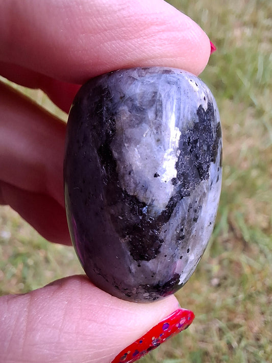 Larvikite, Tumble Stone, Crystal (Ref: T124)