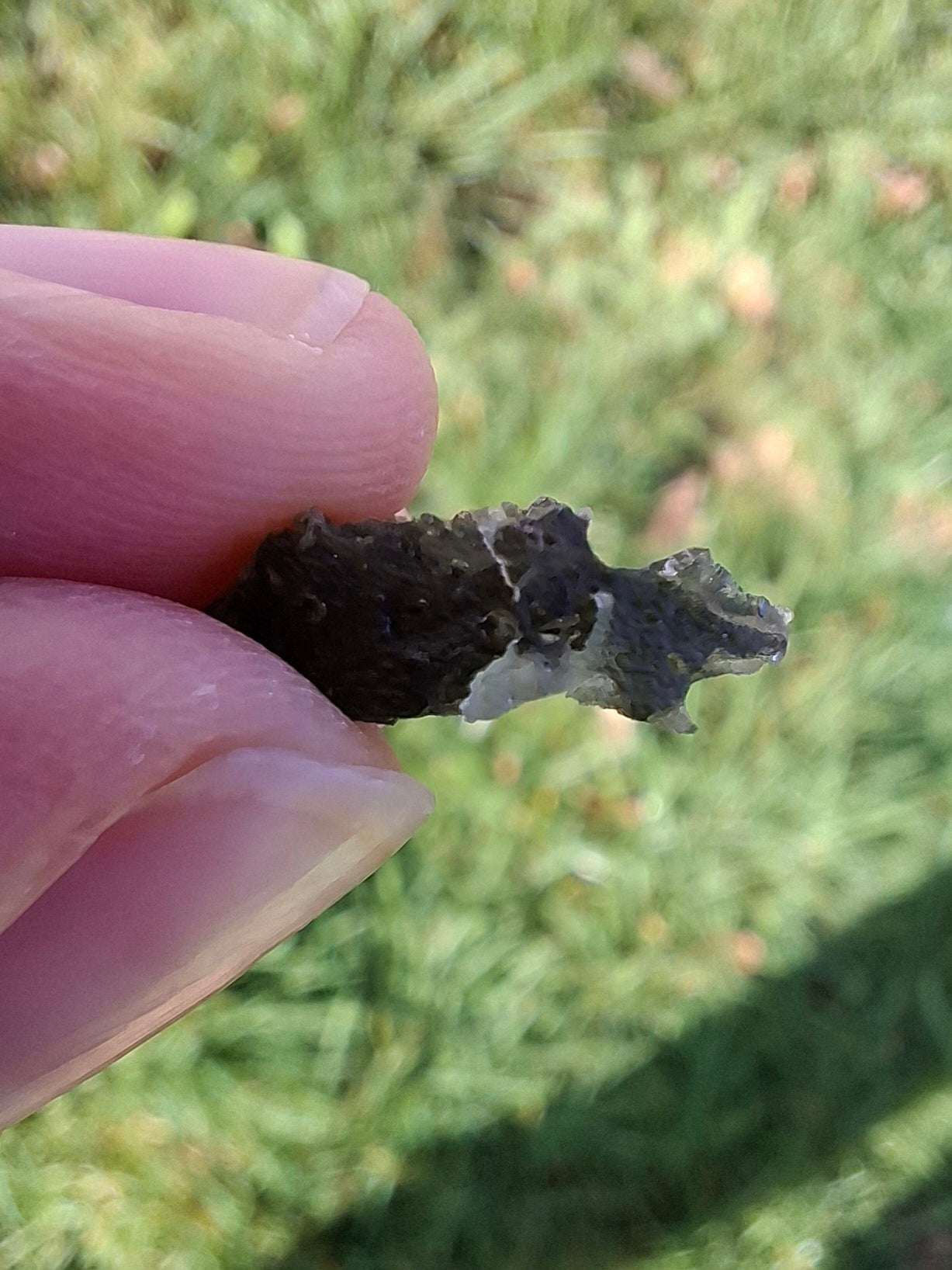 Moldavite Piece, 1.50g, Tektite (Ref: 1343)
