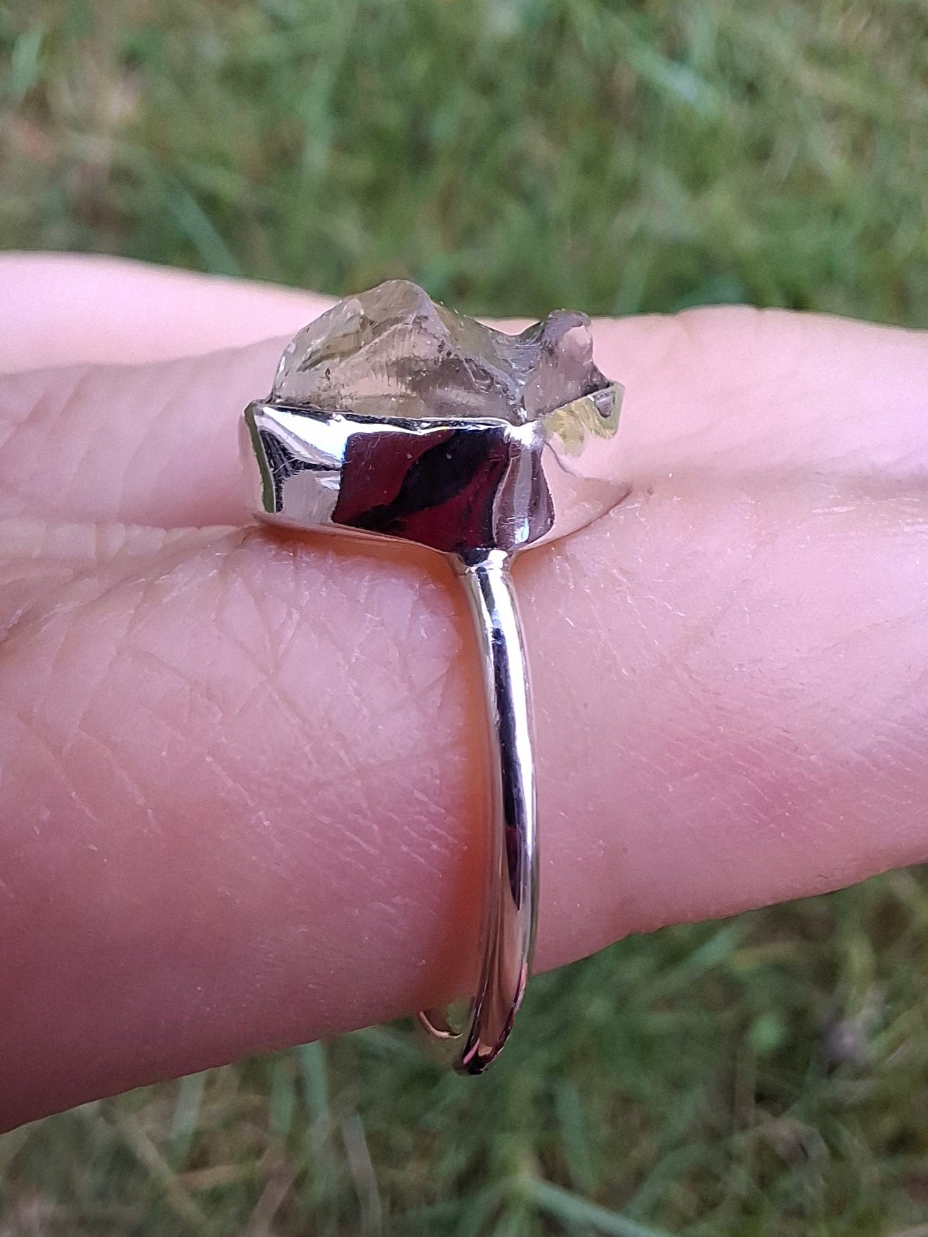 Libyan Desert Glass Ring, size large J/small K, 925 Silver, Tektite (Ref: LR10)