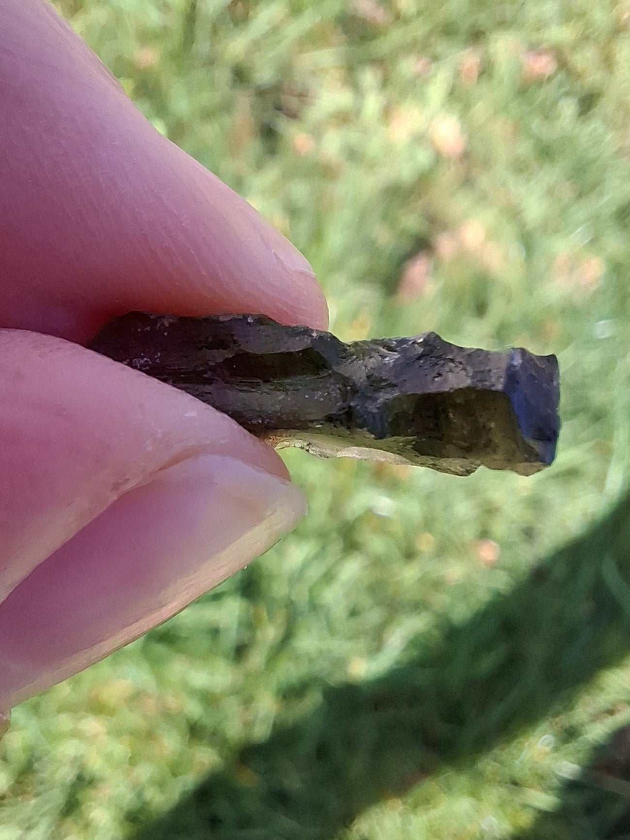 Moldavite Piece, 0.73g, Tektite (Ref: 1334)
