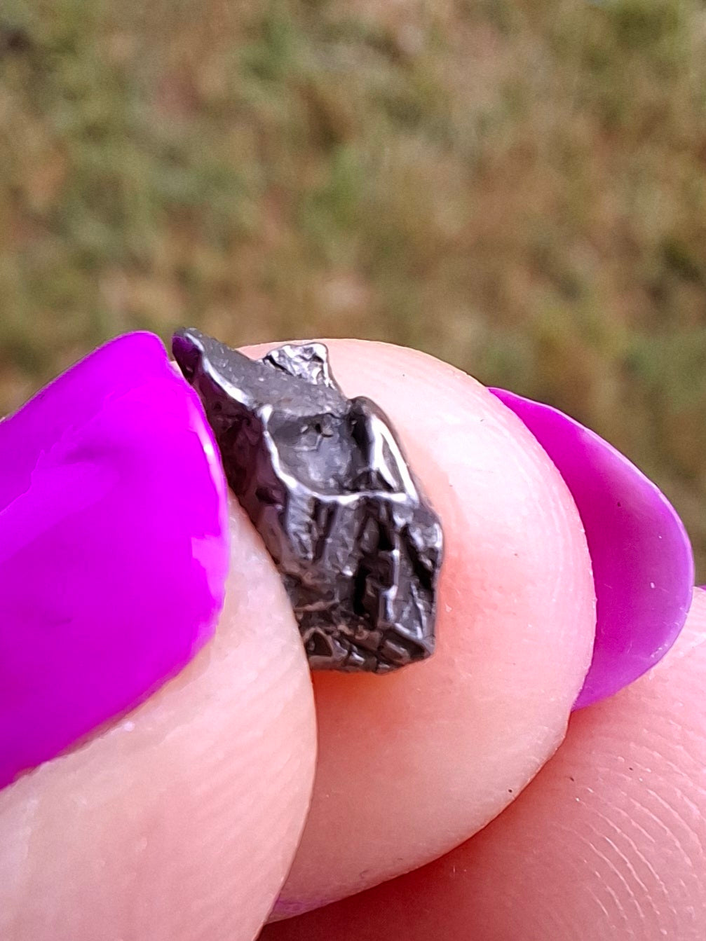 Campo del Cielo, 0.87g, Nickel Iron Meteorite (Ref: C4)