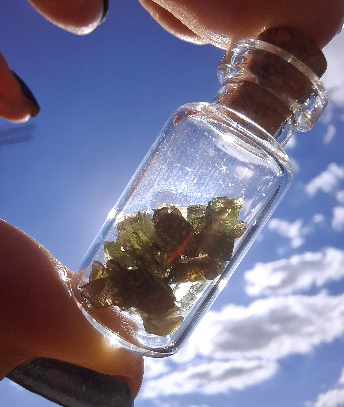 Moldavite Chips (2.00g) in 3ml Bottle, Tektite (Ref: B41)