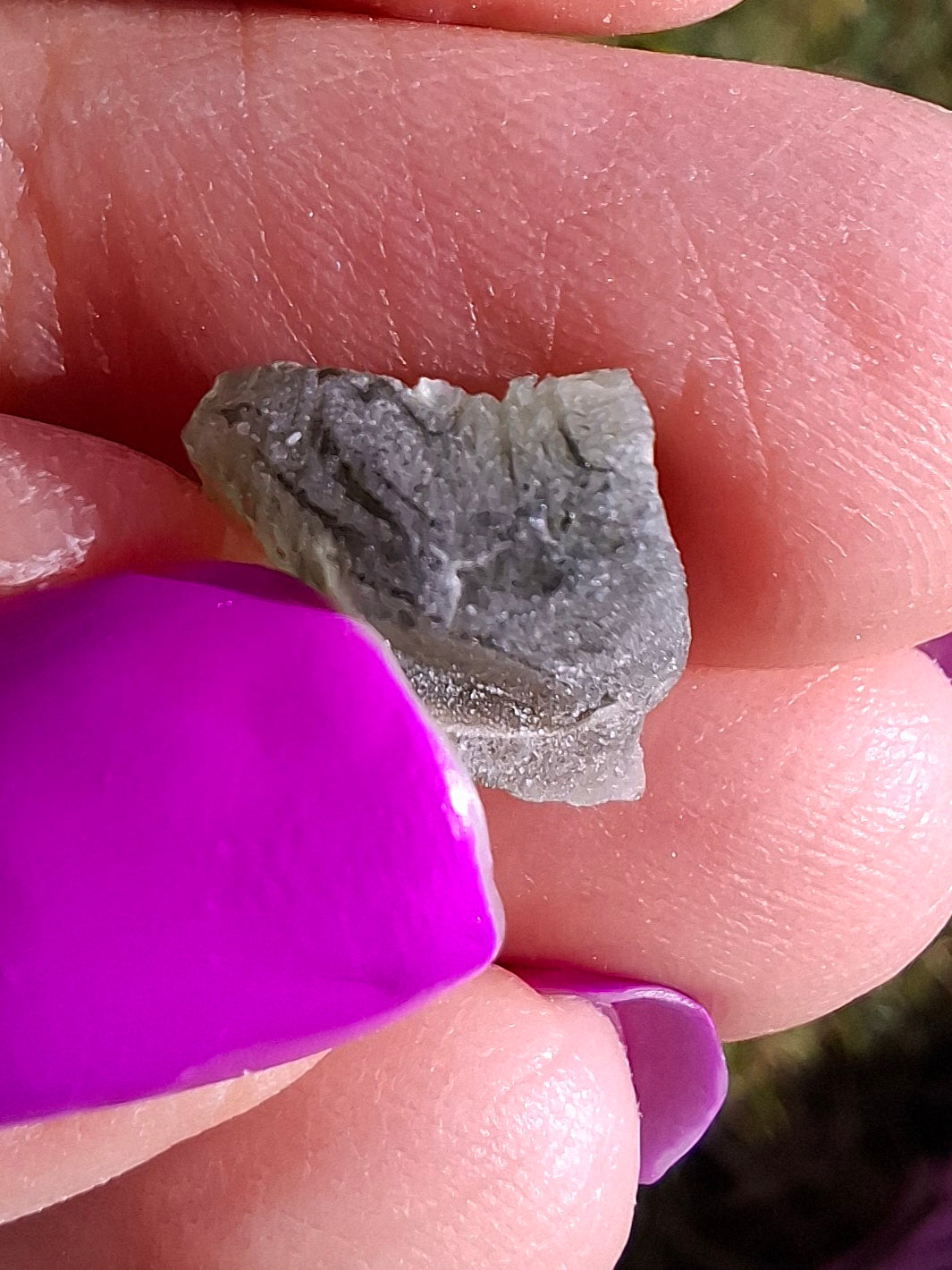 Moldavite Piece, 0.91g, Tektite (Ref: 1460)
