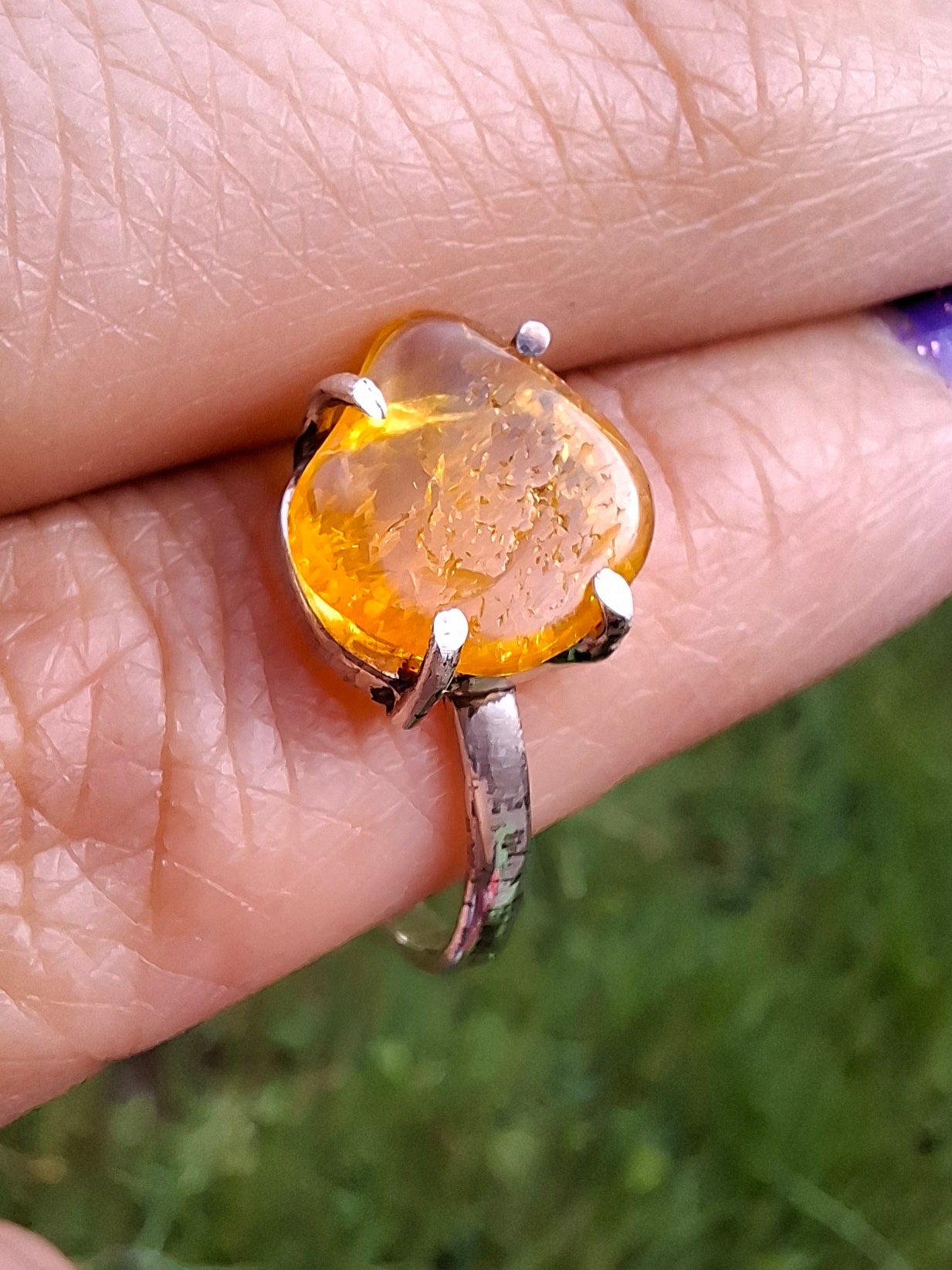 Baltic Amber Ring, size large R, 925 Silver, Fossil (Ref: AR17)