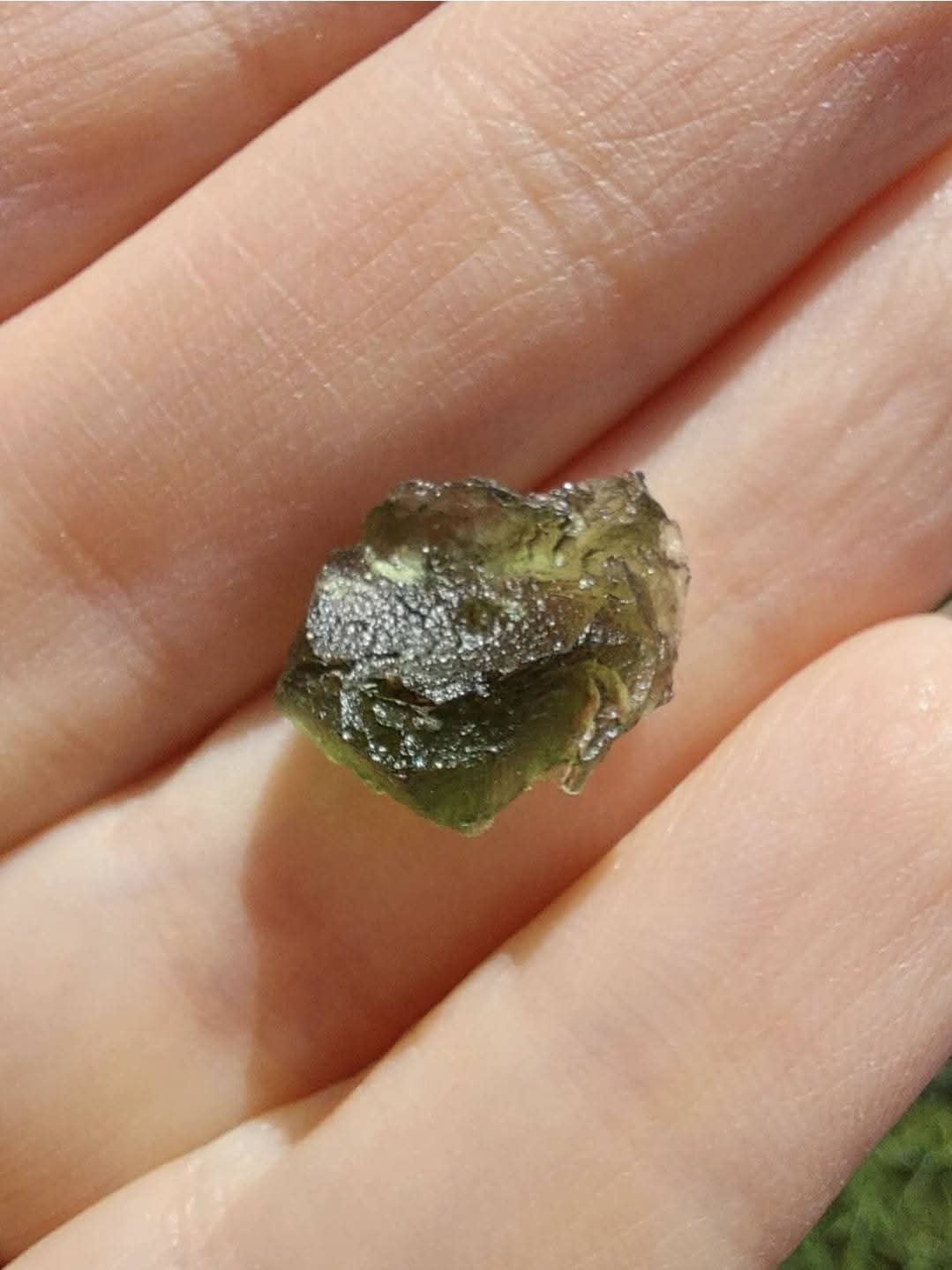 Moldavite Piece, 0.91g, Tektite (Ref: 924)