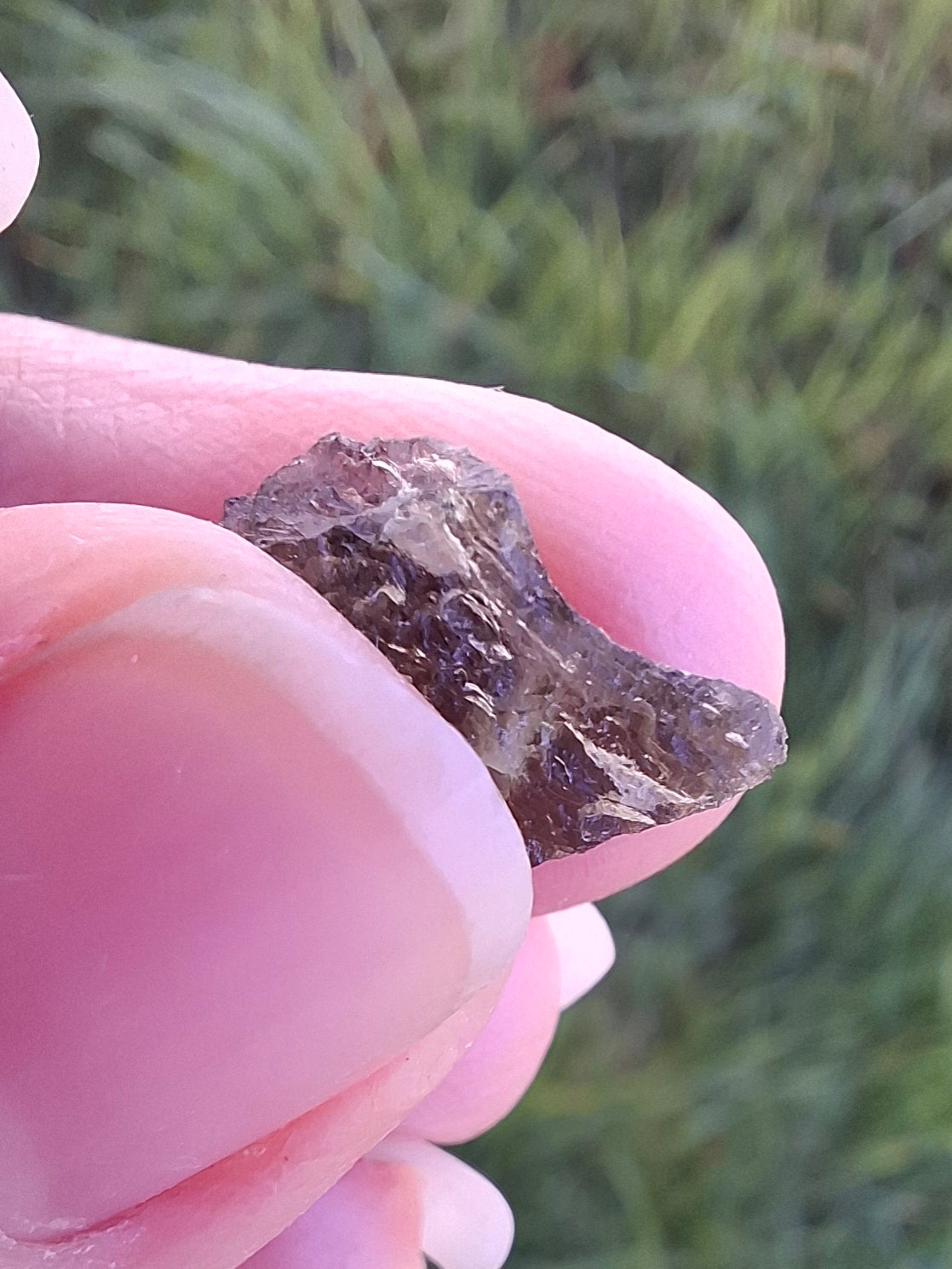 DRILLED, Moldavite Piece, 0.67g, Tektite (Ref: D21)