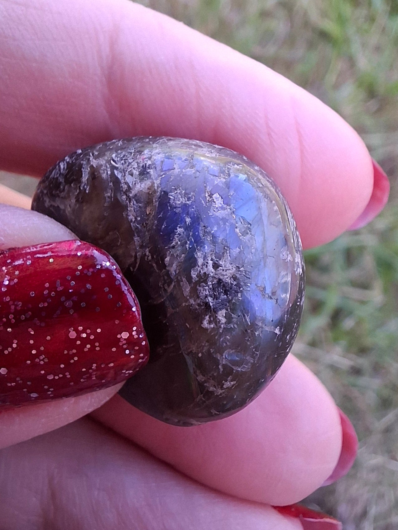Labradorite, Tumble Stone, Crystal (Ref: T212)