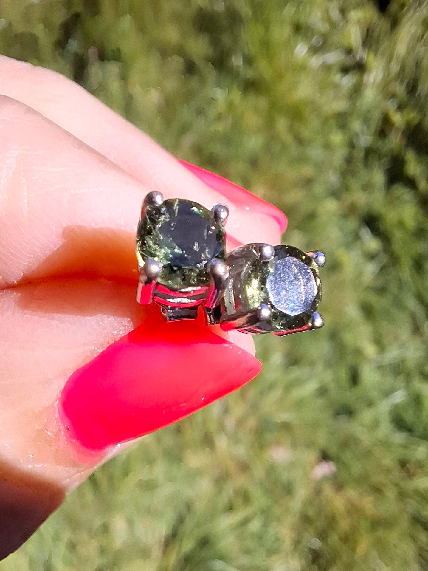 Moldavite (faceted) 5mm STUD EARRINGS, 925 Silver, Tektite (Ref: Pair50)