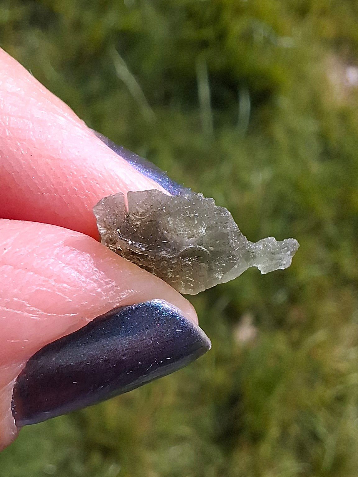 Moldavite Piece, 0.52g, Tektite (Ref: 1389)