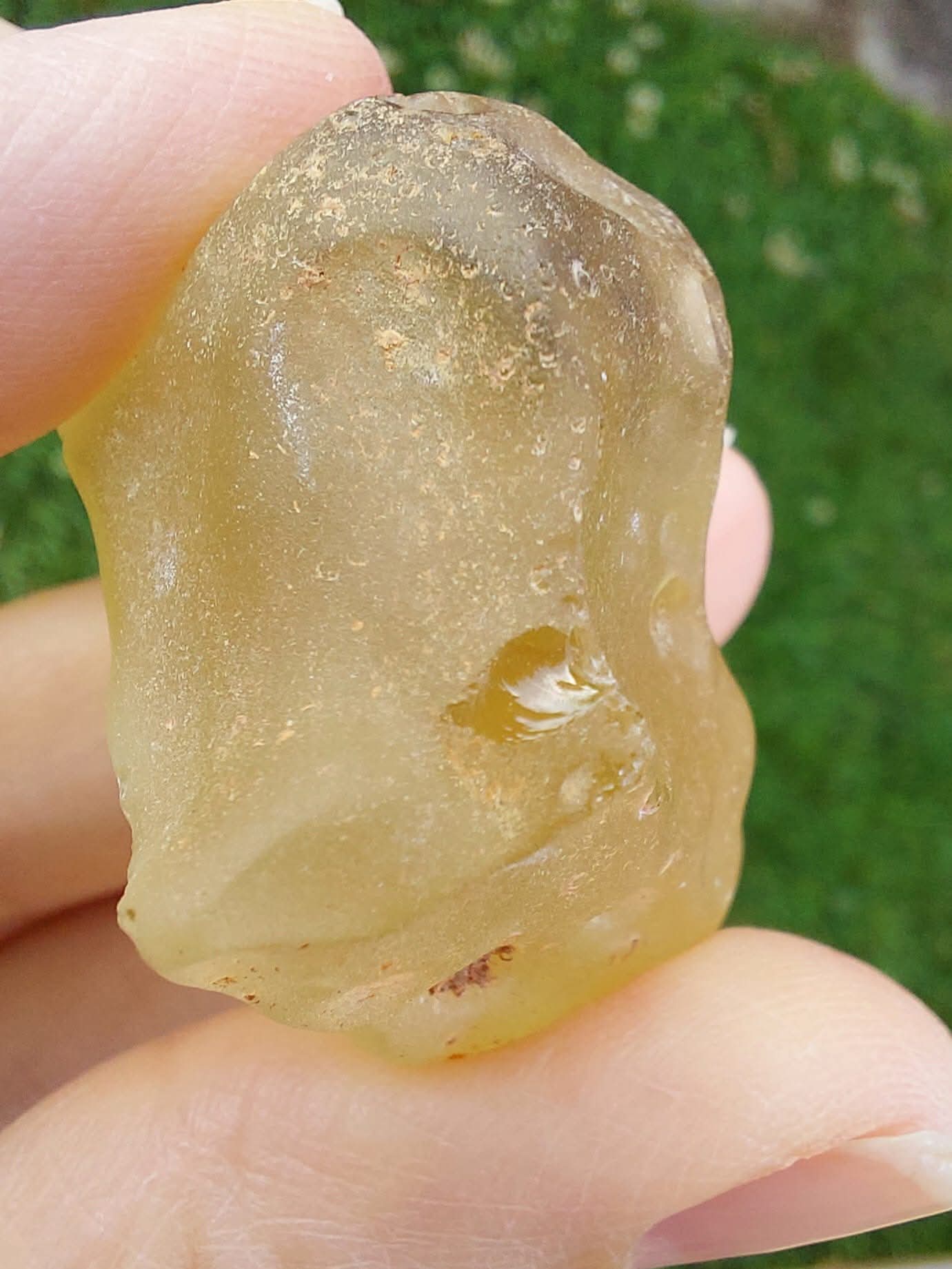 Libyan Desert Glass Piece, 29.87g, Tektite (Ref: LE238)