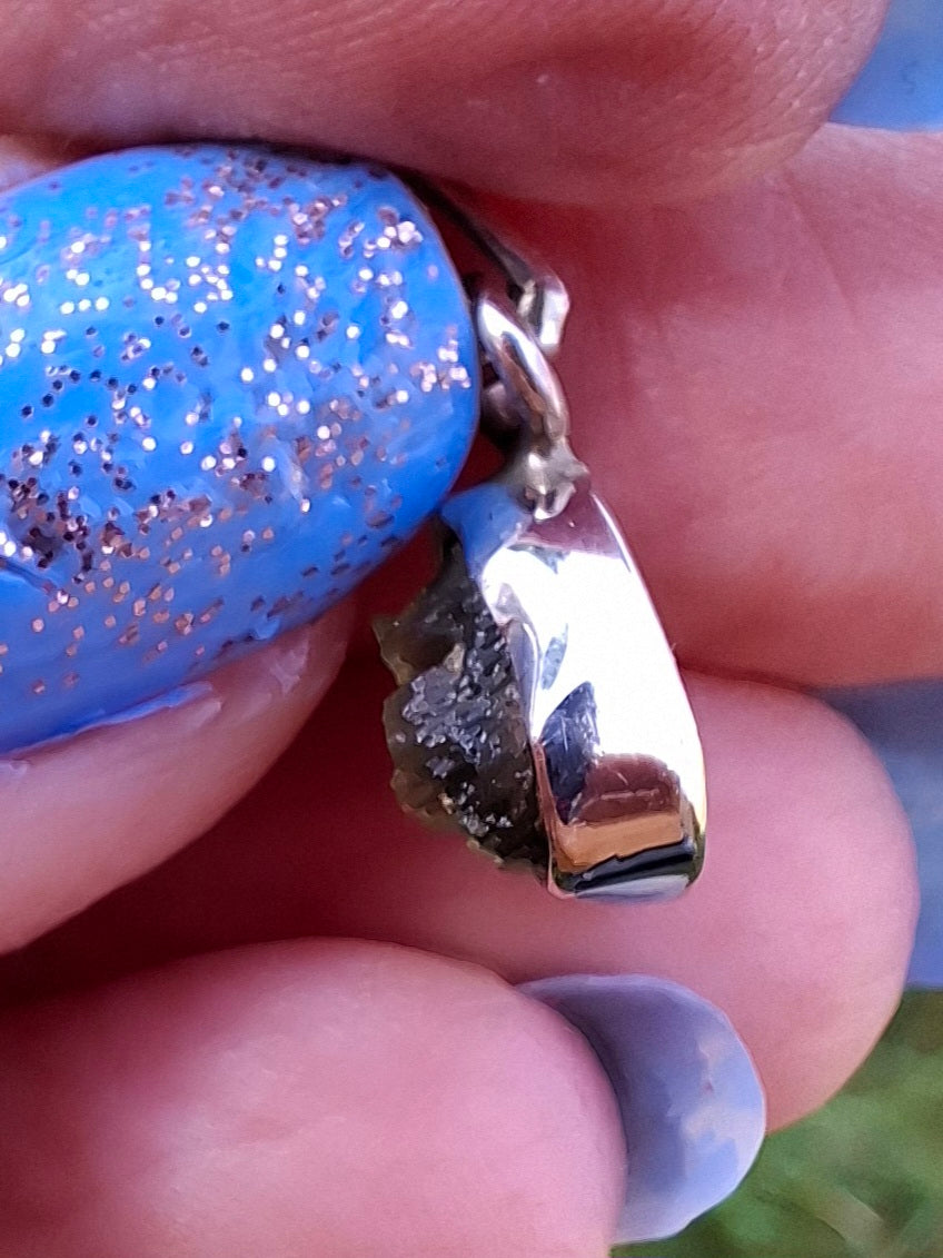 Moldavite Pendant, 925 Silver, Tektite (Ref: P37)
