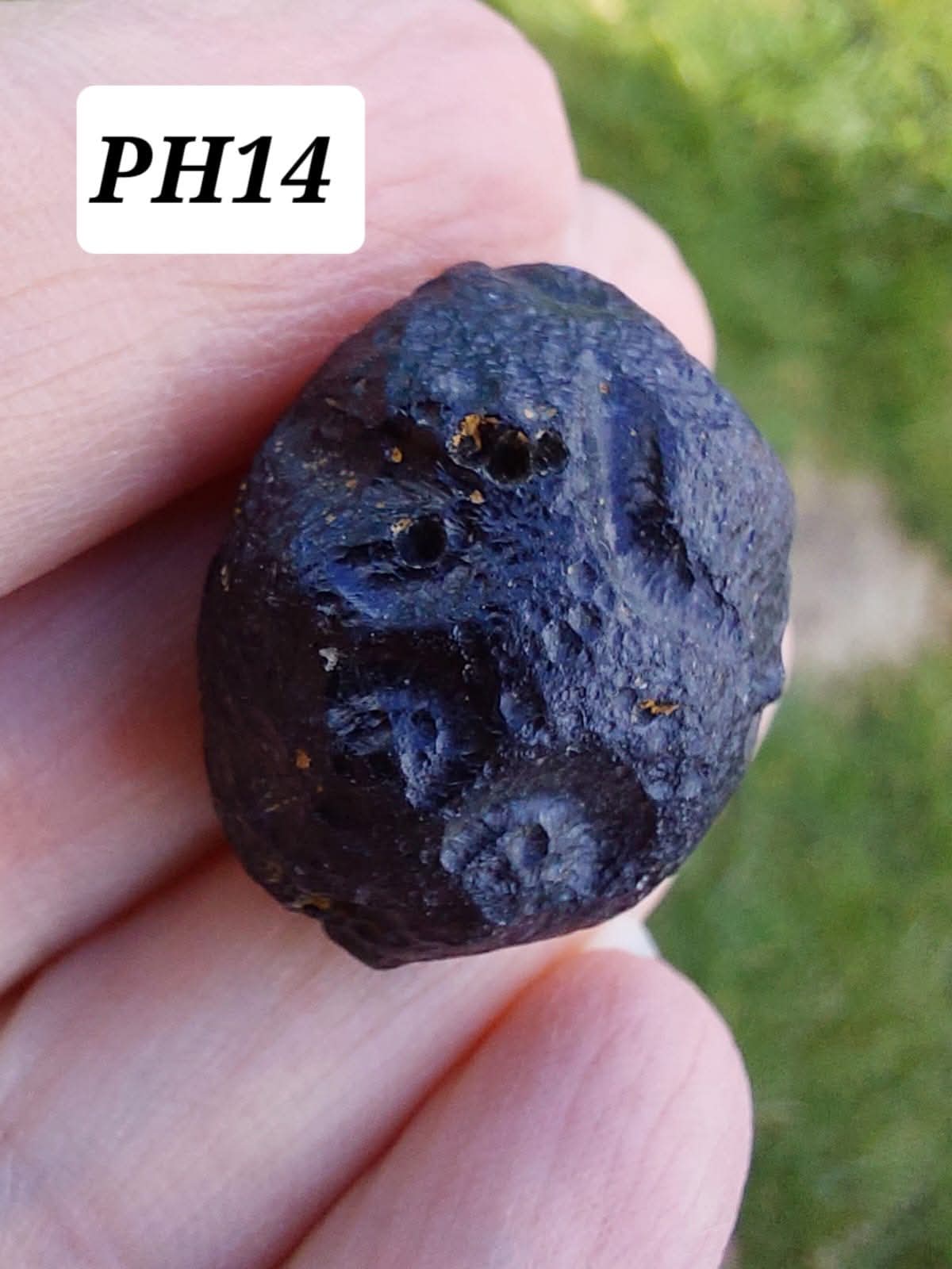 Philippinite (Rizalite), 10.64g, Tektite