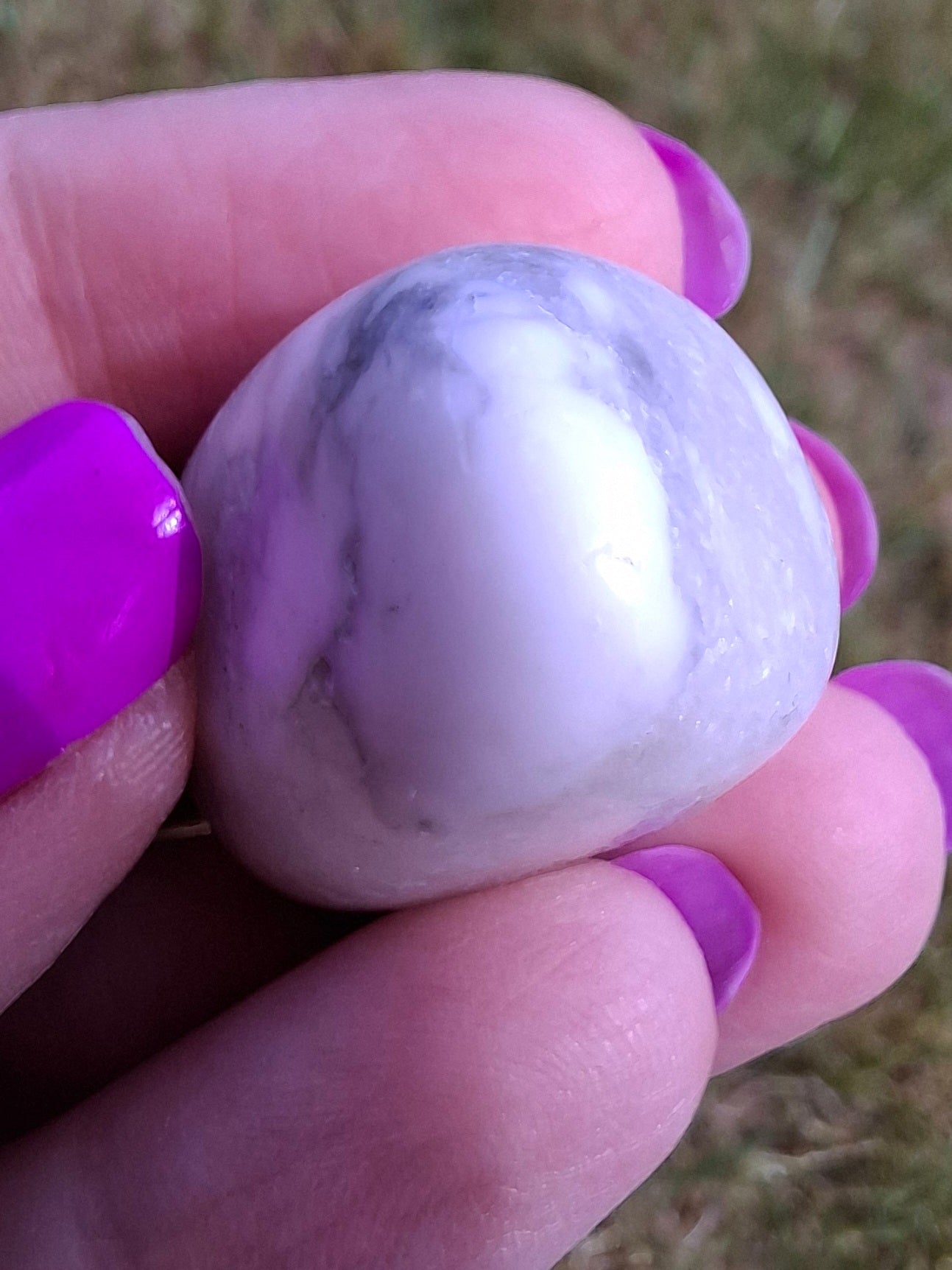 Howlite, Tumble Stone, Crystal (Ref: T43)