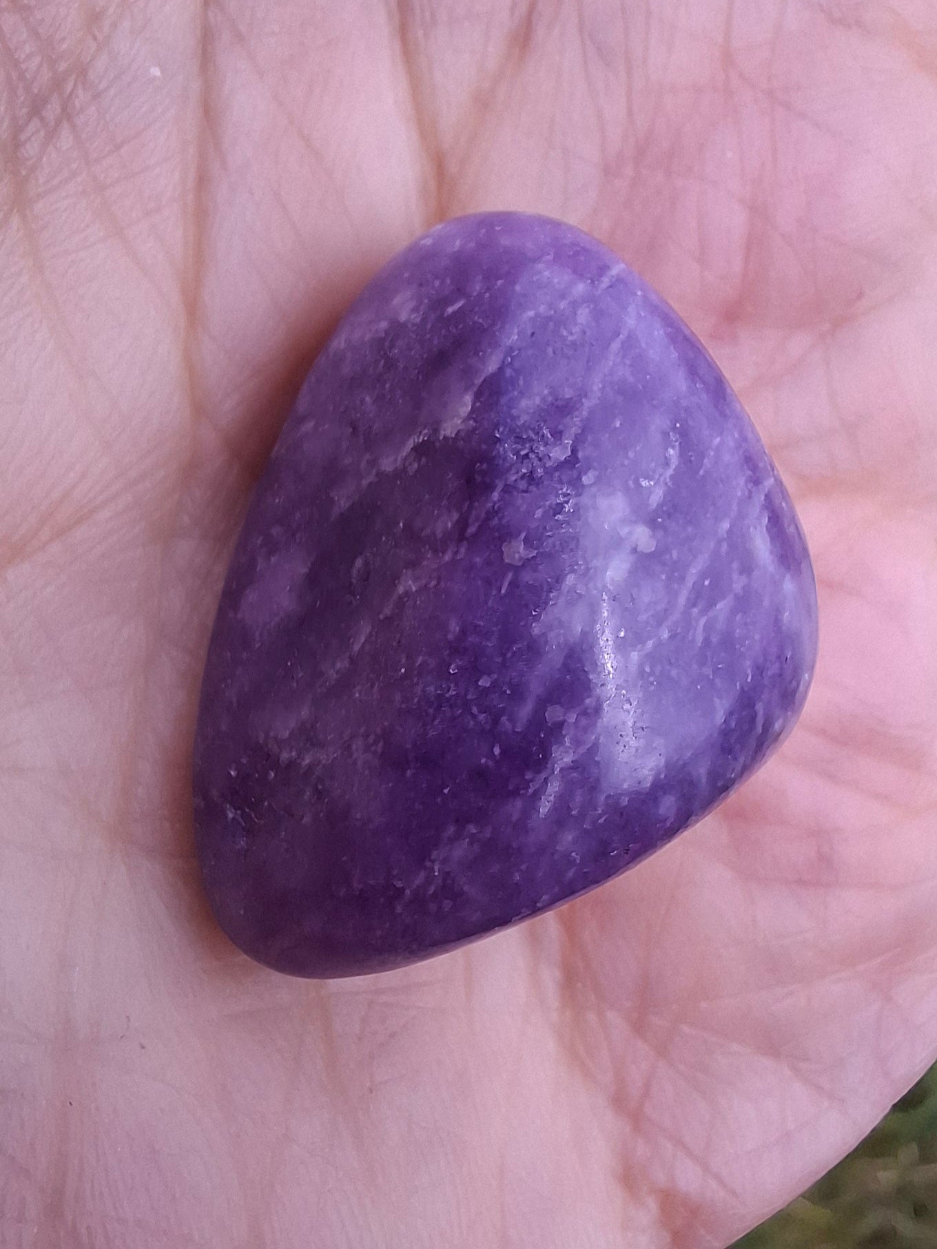 Lepidolite, Tumble Stone, Crystal (Ref: T117)