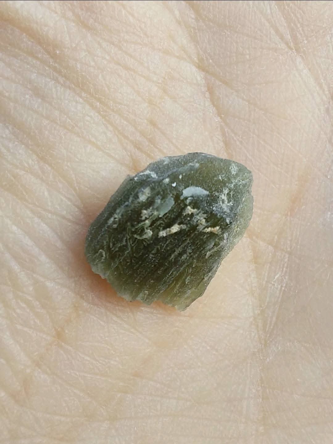 Moldavite Piece, 0.90g, Tektite (Ref: 928)