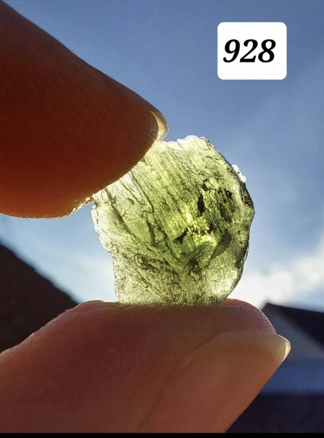 Moldavite Piece, 0.90g, Tektite (Ref: 928)