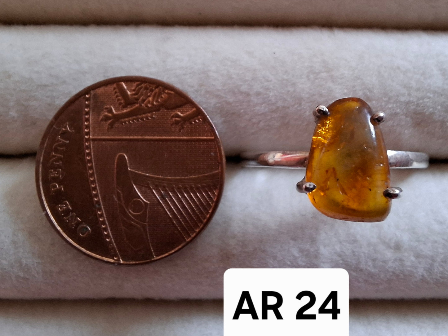 Baltic Amber Ring, size large V, 925 Silver, Fossil (Ref: AR24)