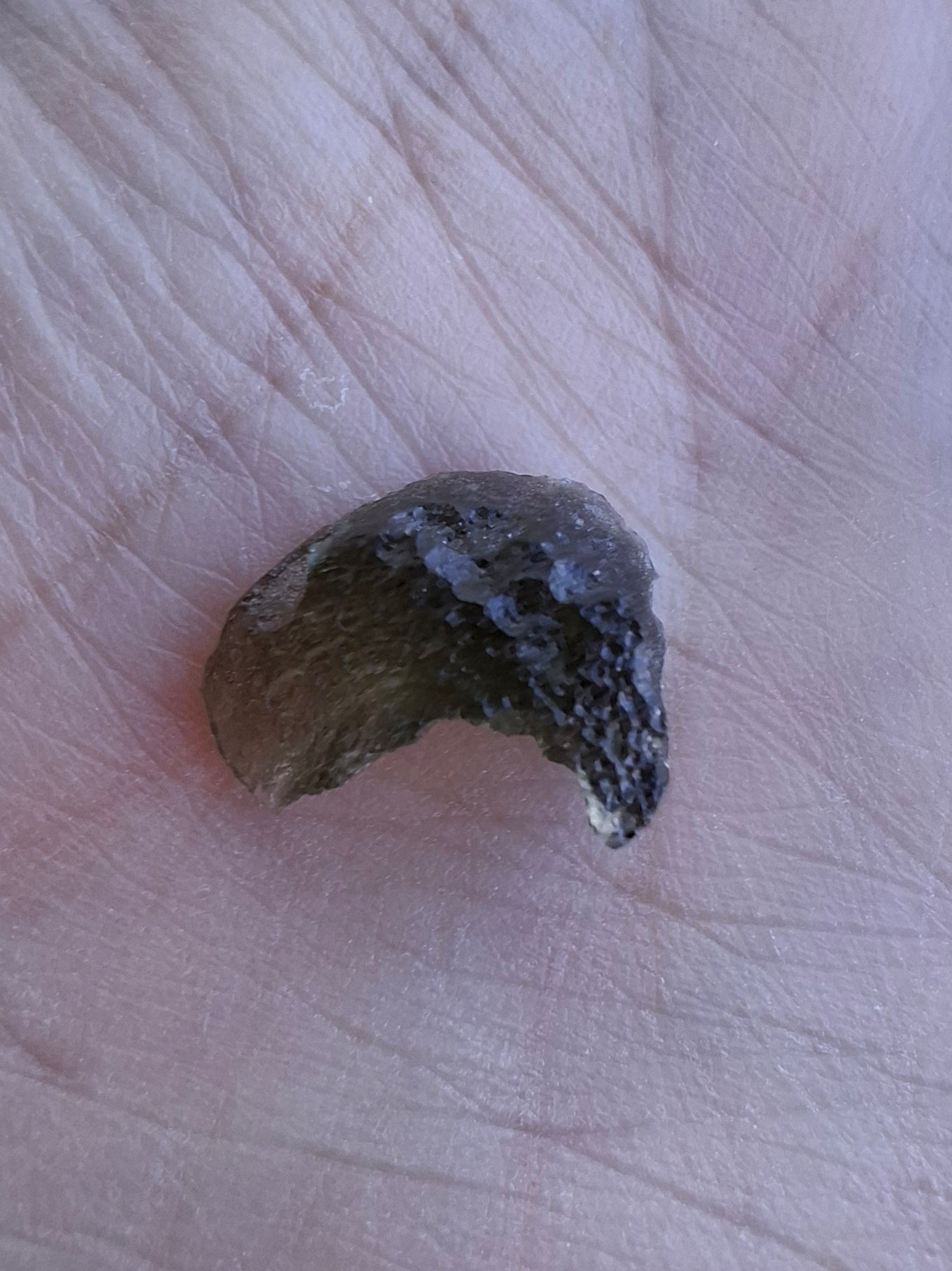 Moldavite Piece, 0.81g, Tektite (Ref: 1400)