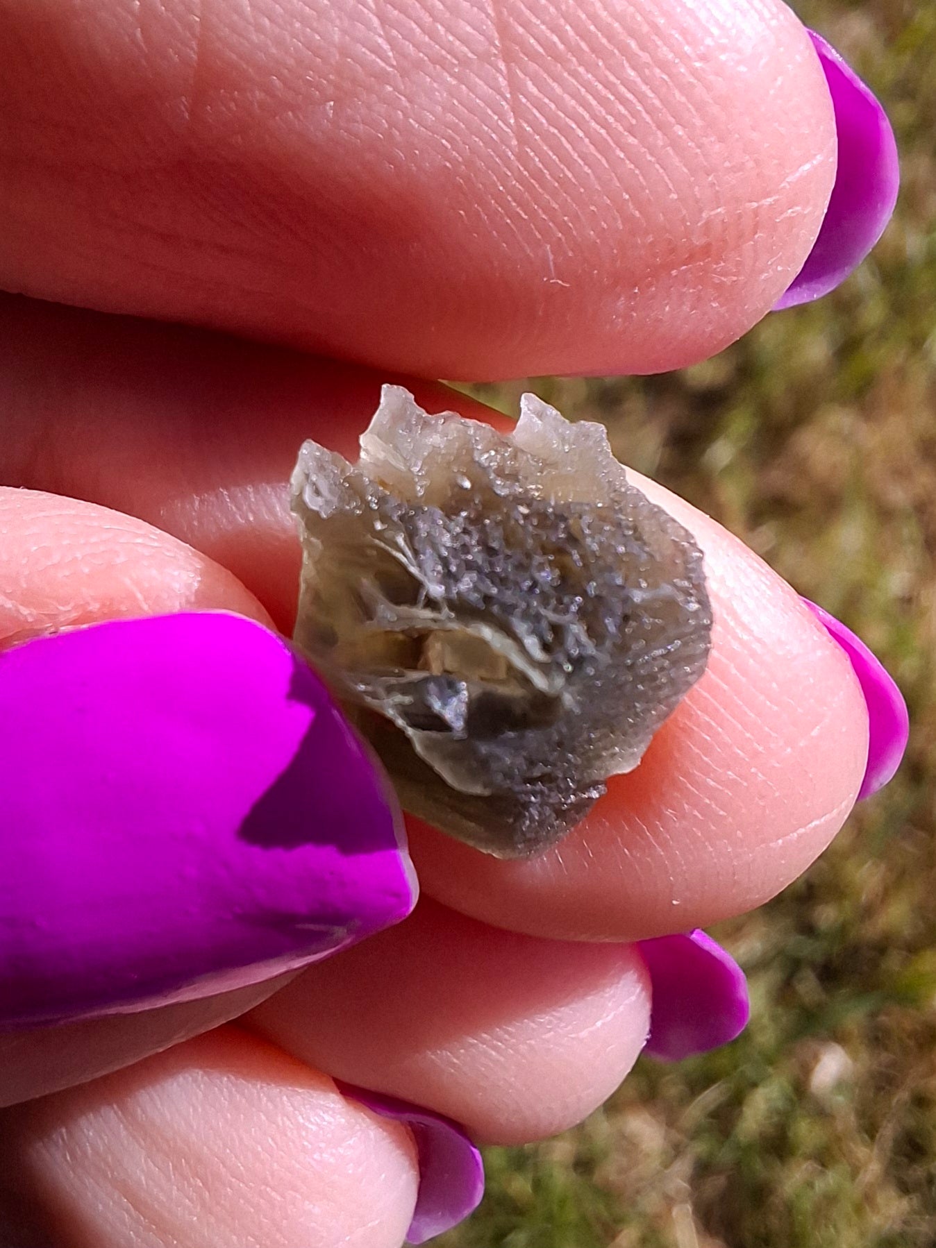 Moldavite Piece, 0.85g, Tektite (Ref: 1462)