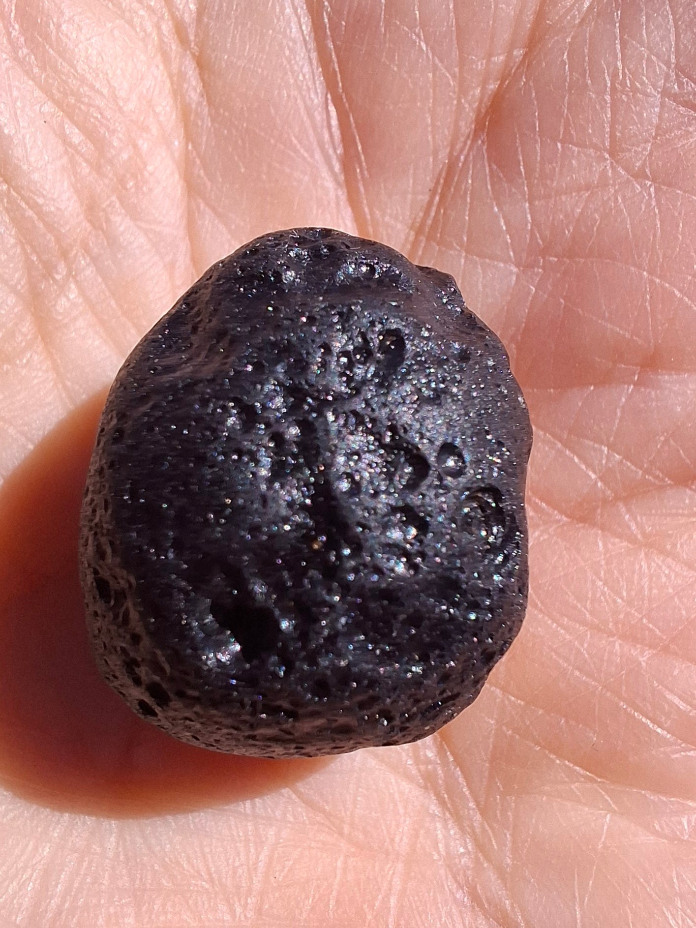 Philippinite (Rizalite), 9.75g, Tektite