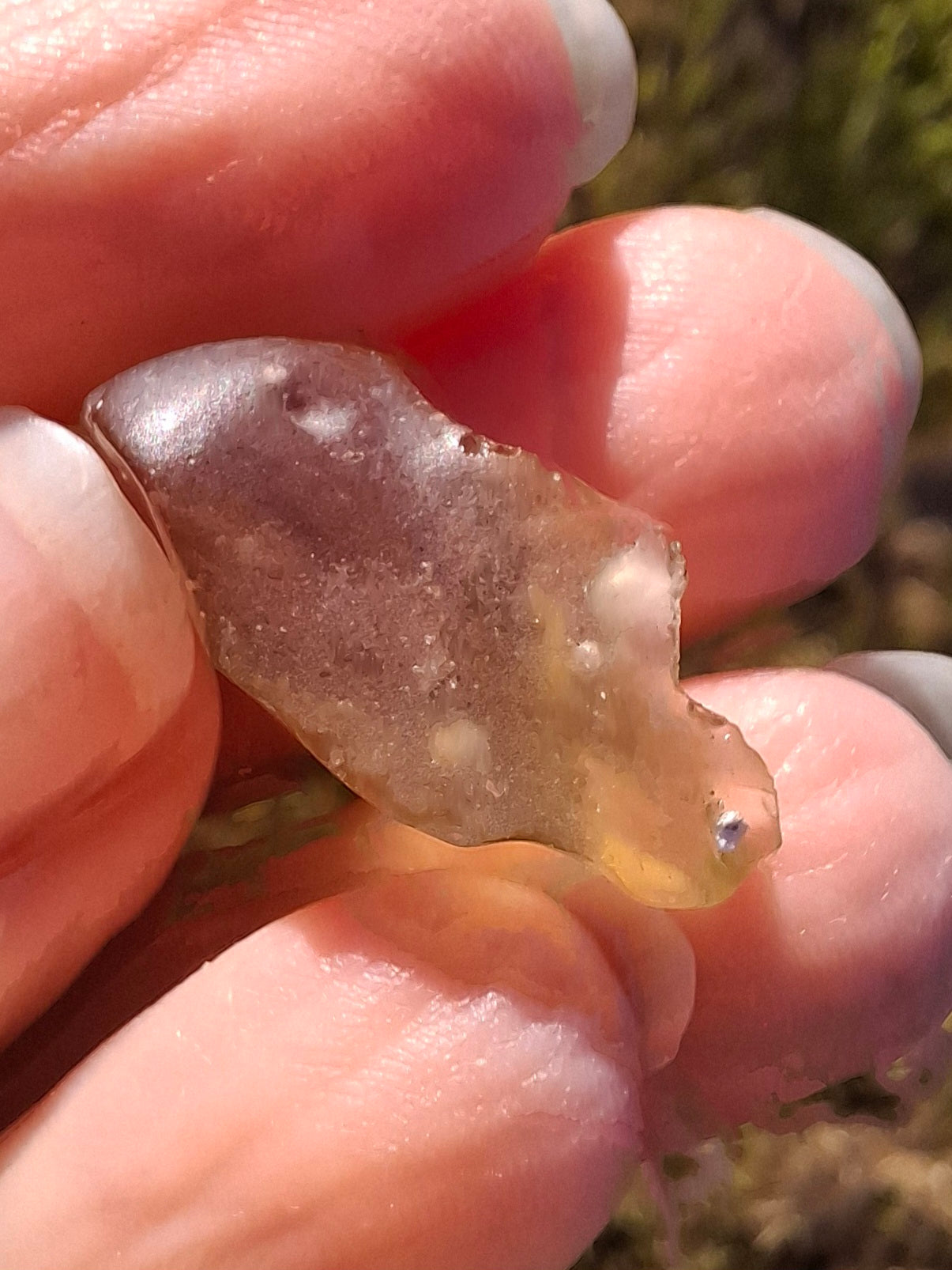 Libyan Desert Glass Piece, 3.04g, Tektite (Ref: LE4)