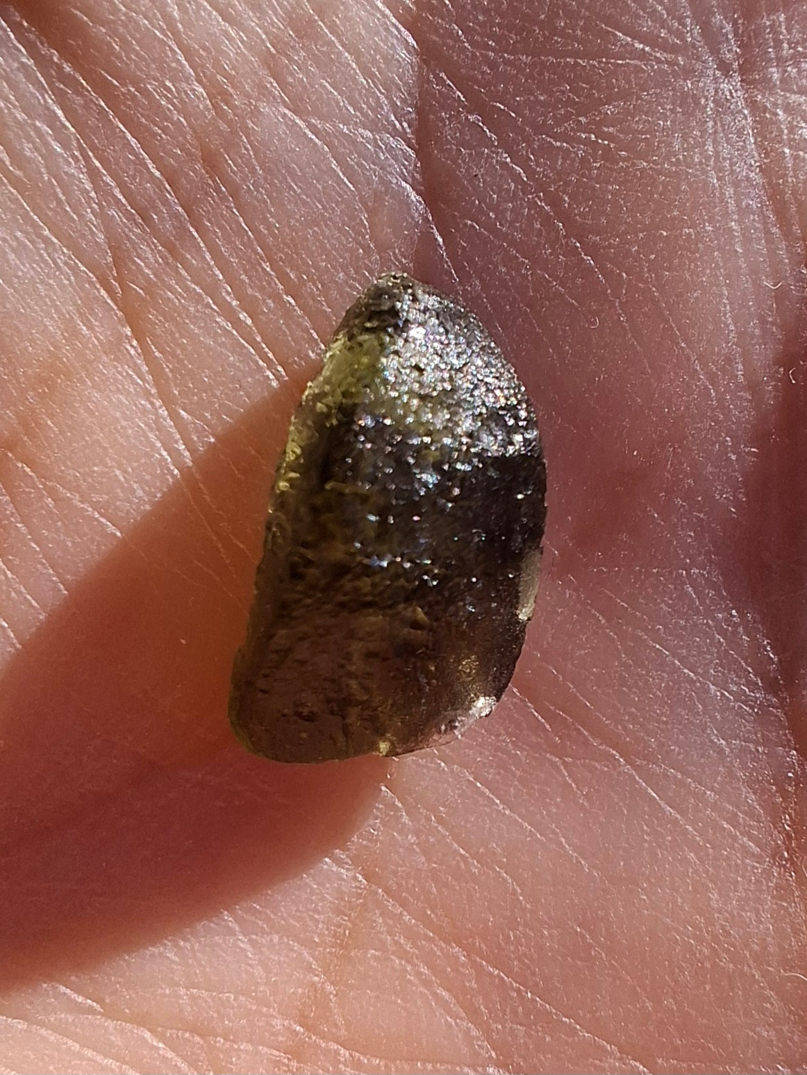 Moldavite Piece, 0.59g, Tektite (Ref: 1413)