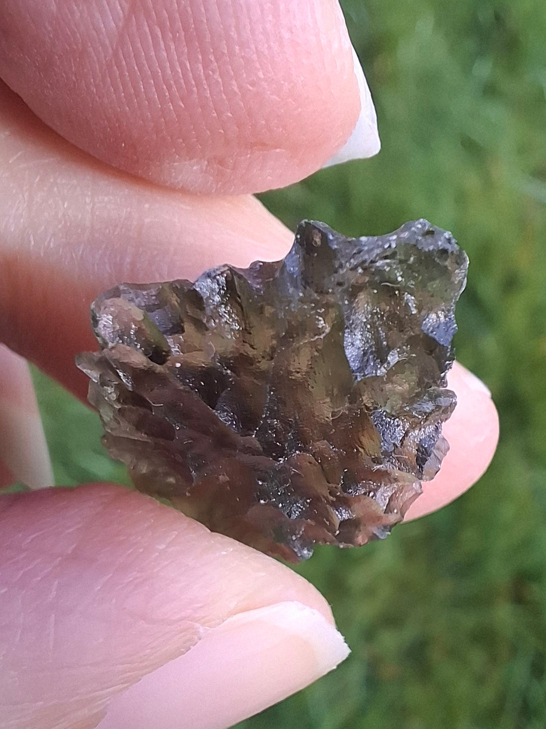 Moldavite Piece, JEZKOVNA BESEDNICE, 1.92g, Tektite (Ref: 1273)