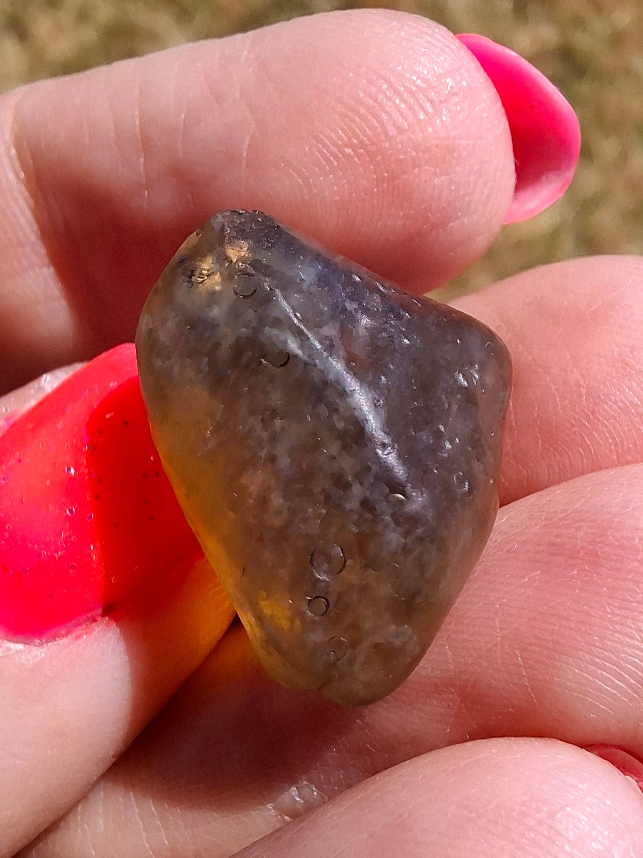 Libyan Desert Glass (darker) Piece, 4.43g, Tektite (Ref: L1361)