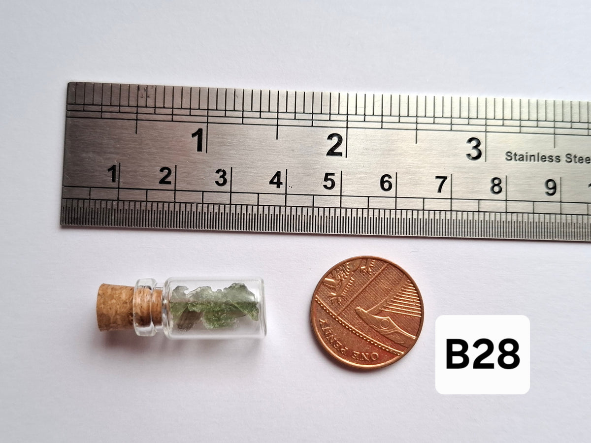 Moldavite Chips (0.50g) in 1ml Bottle, Tektite (Ref: B28)