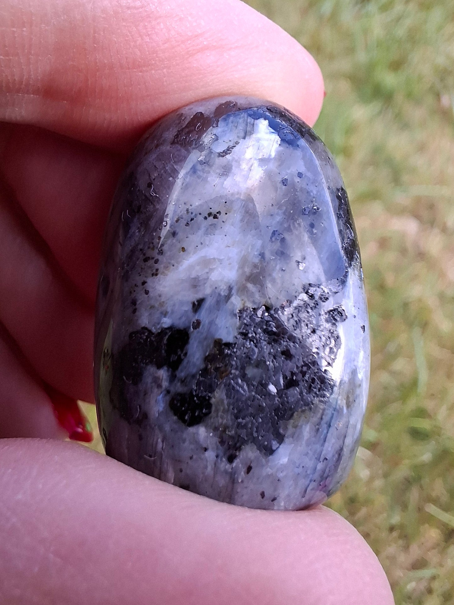Larvikite, Tumble Stone, Crystal (Ref: T124)