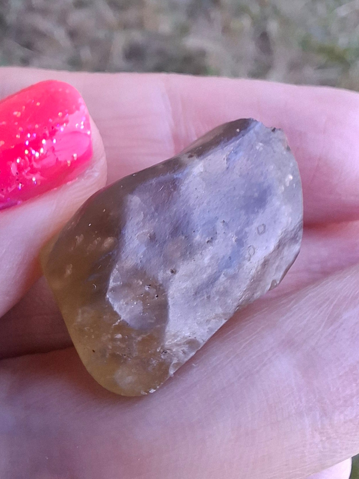 Libyan Desert Glass (darker) Piece, 6.82g, Tektite (Ref: L1365)