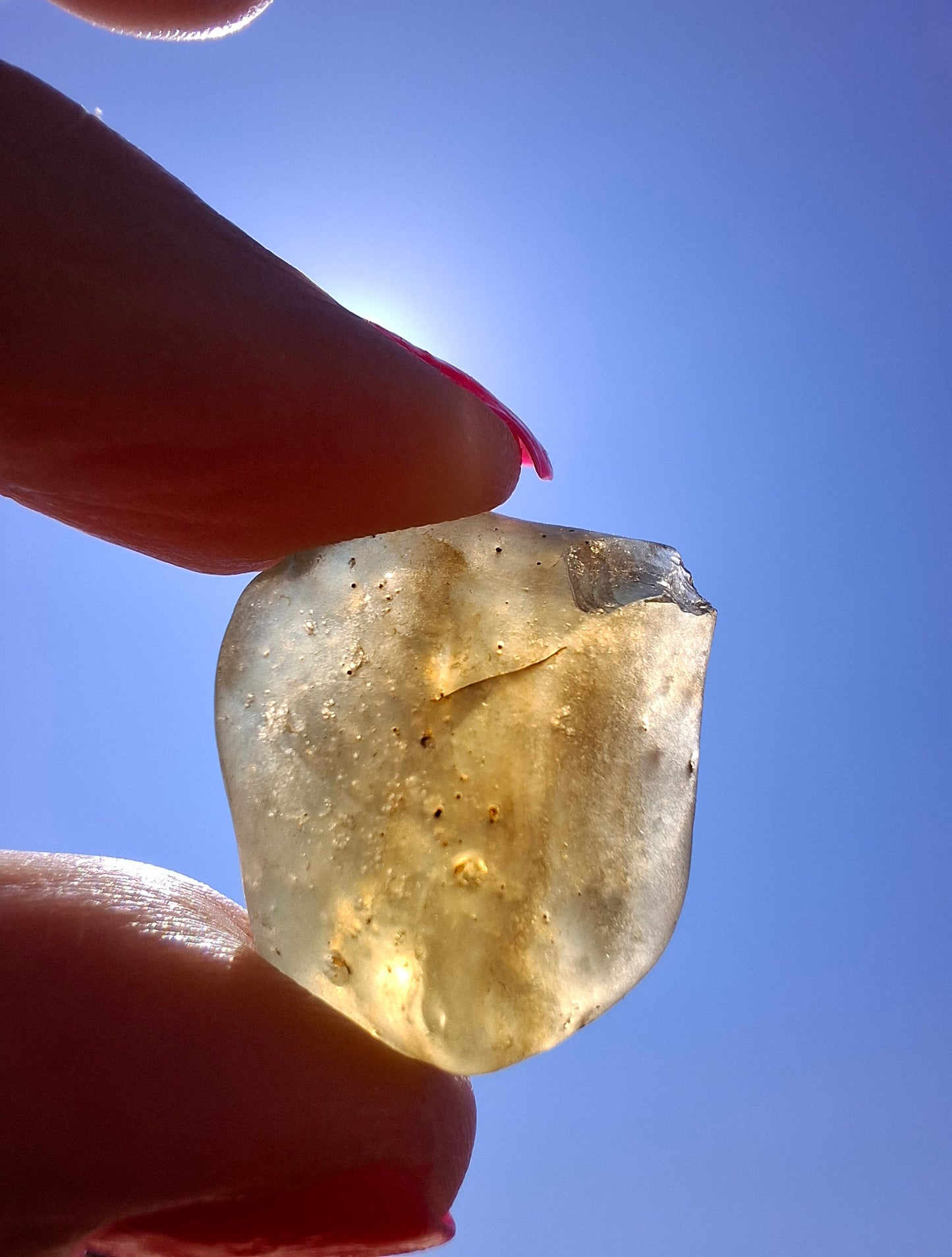 Libyan Desert Glass (darker) Piece, 6.82g, Tektite (Ref: L1365)