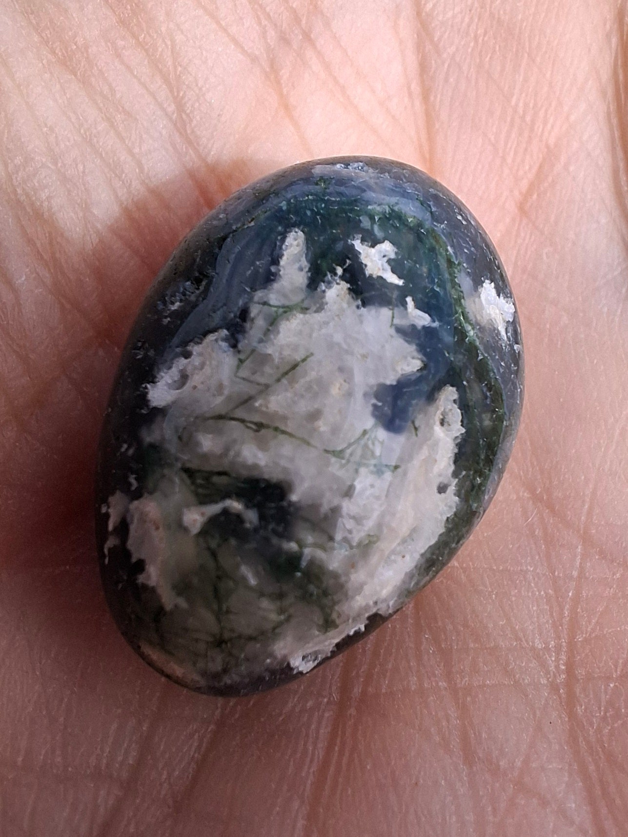Green Moss Agate, Tumble Stone, Crystal (Ref: T168)