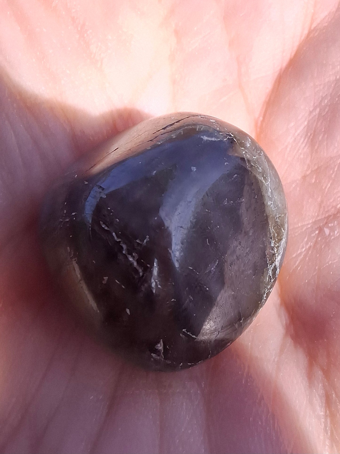 Labradorite, Tumble Stone, Crystal (Ref: T209)