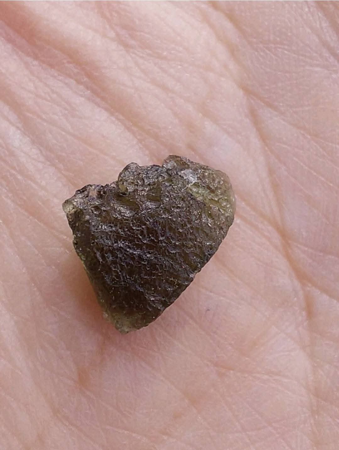 Moldavite Piece, NESMEN LES, 0.62g, Tektite (Ref: 840)
