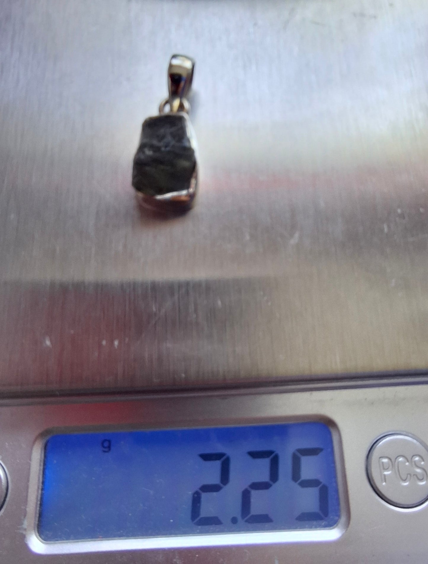 Moldavite Pendant, 925 silver, Tektite (Ref: P4)