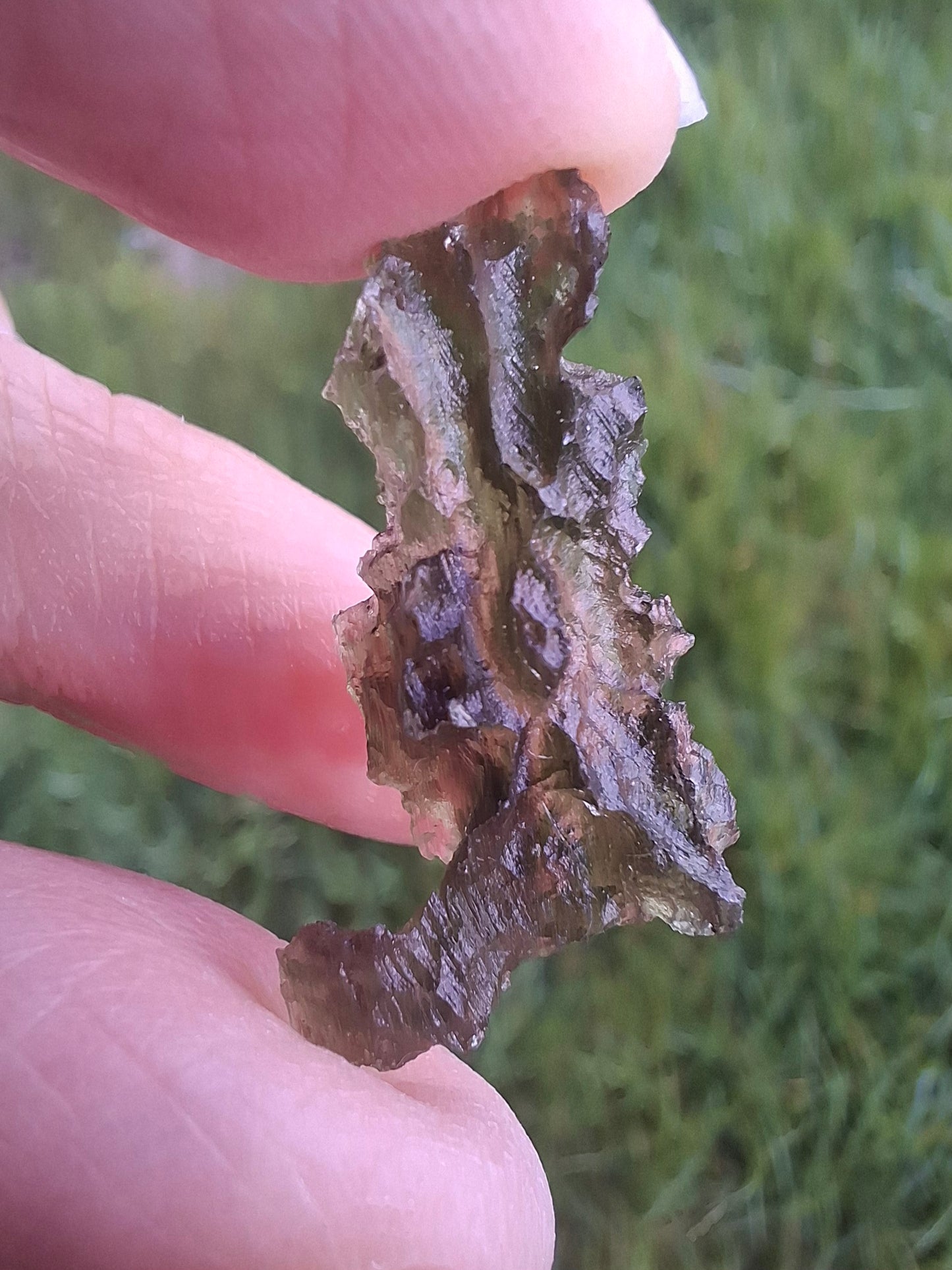 Moldavite Piece, JEZKOVNA BESEDNICE, 1.61g, Tektite (Ref: 1274)