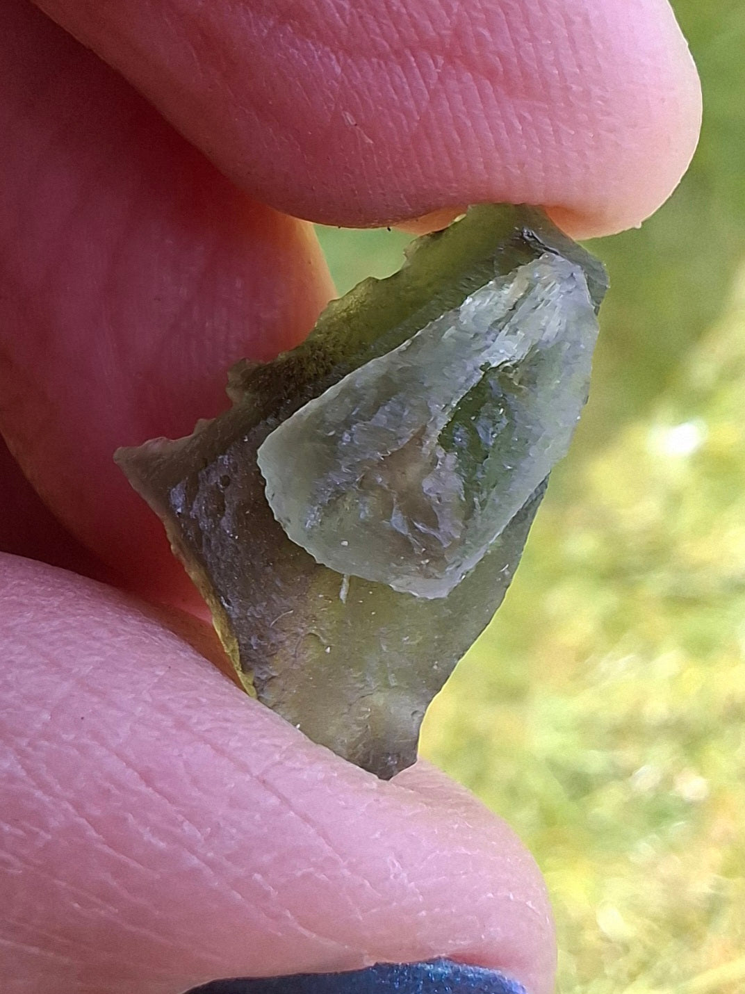 Moldavite Piece, 1.65g, Tektite (Ref: 1387)